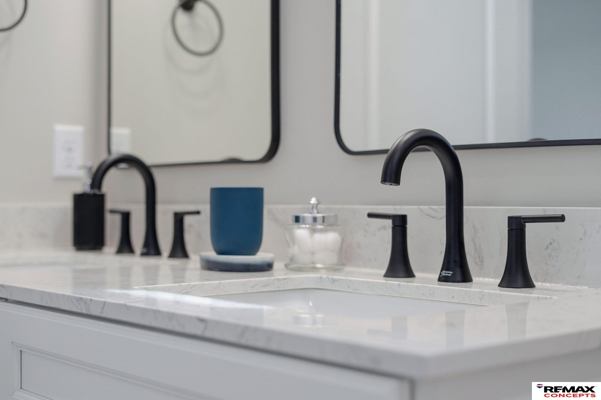 1000 W Sand Dunes Road, Lincoln, NE, 68523