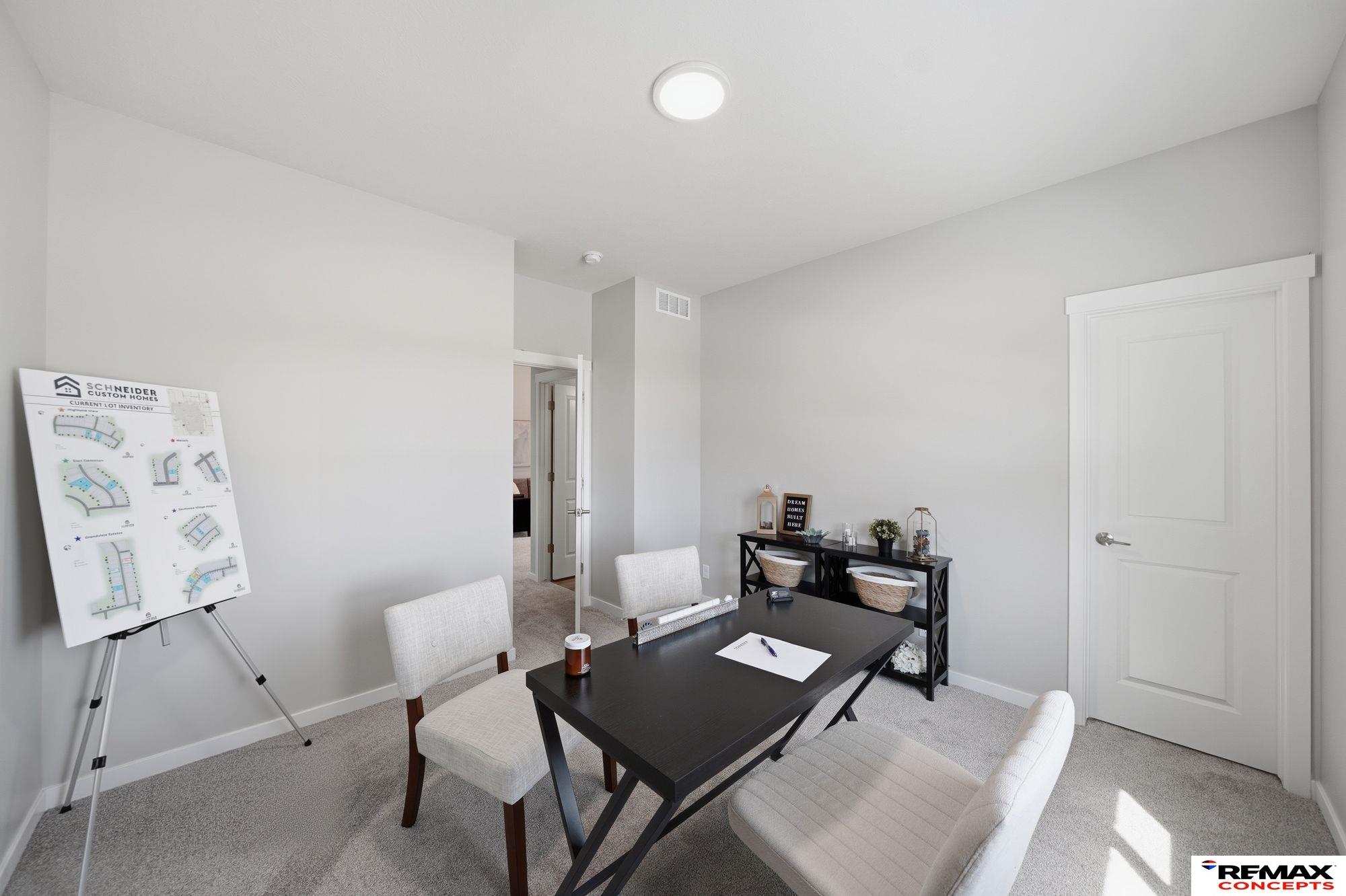 1000 W Sand Dunes Road, Lincoln, NE, 68523