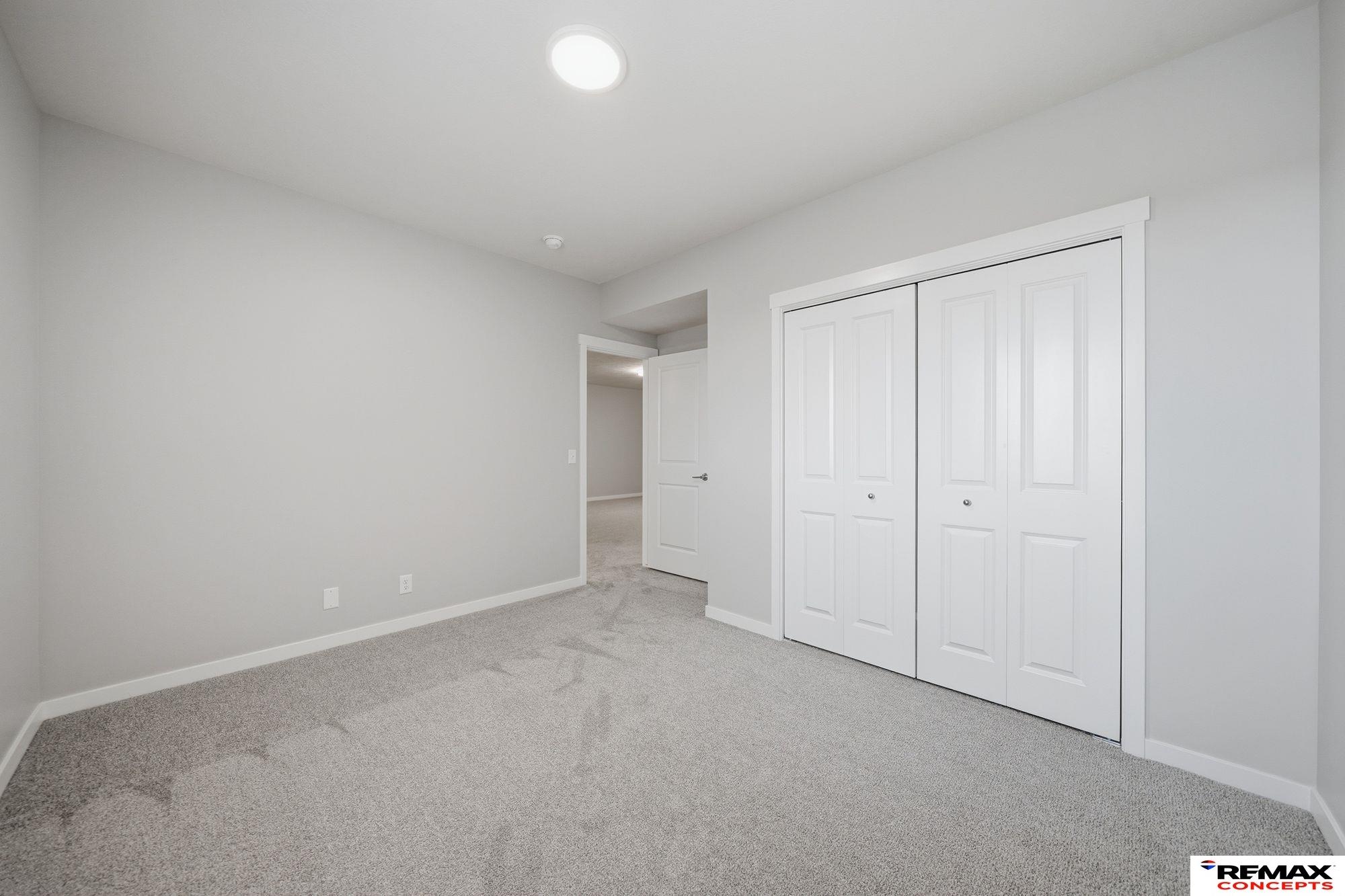 1000 W Sand Dunes Road, Lincoln, NE, 68523