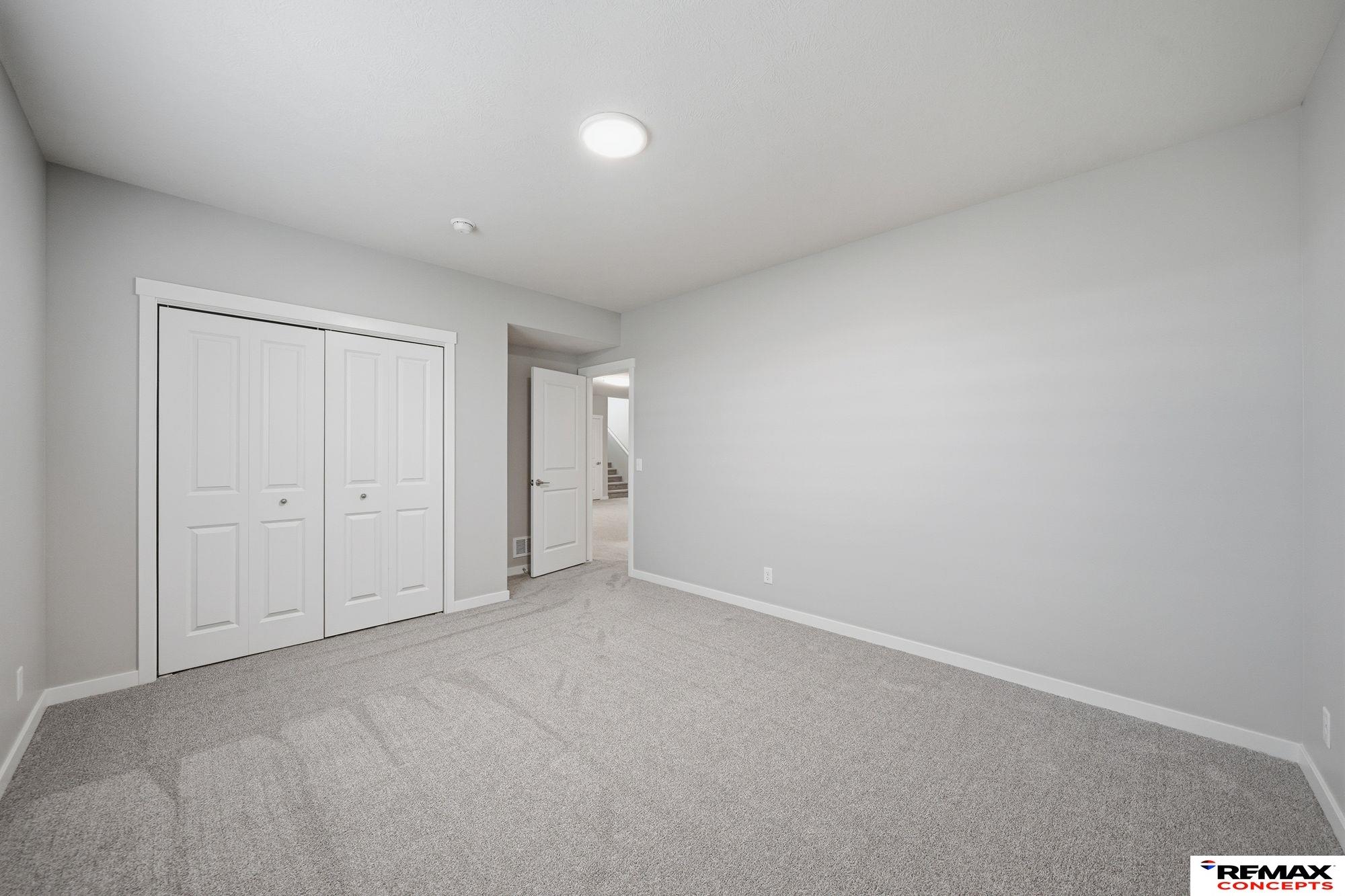 1000 W Sand Dunes Road, Lincoln, NE, 68523