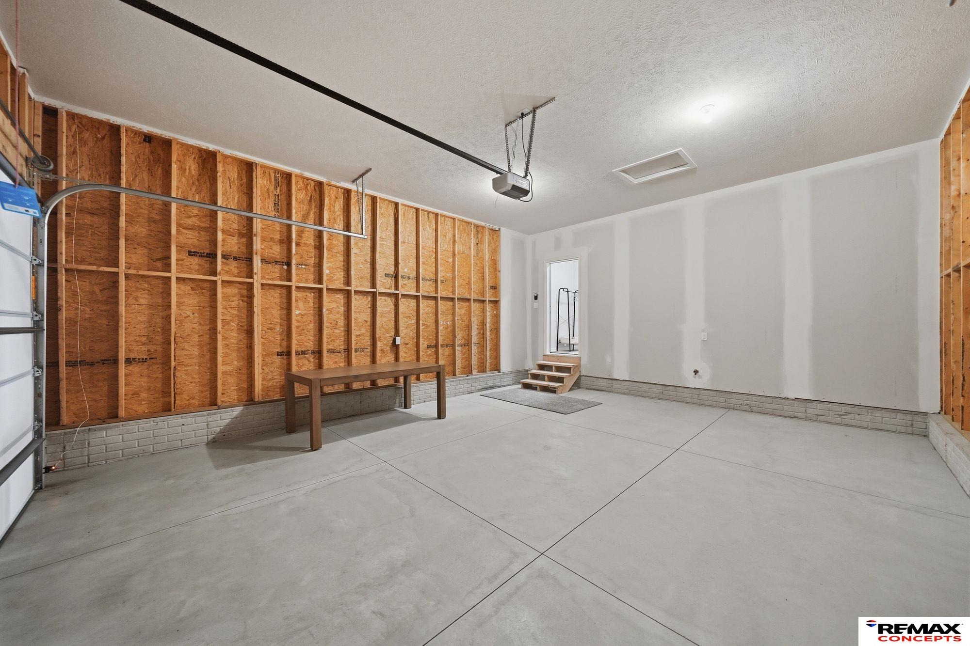 1000 W Sand Dunes Road, Lincoln, NE, 68523