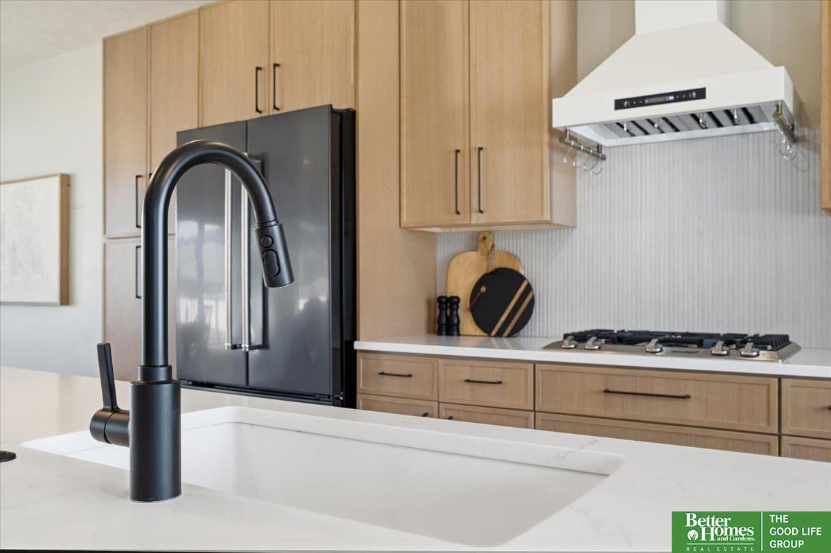 8177 185 Street, Omaha, NE, 68136