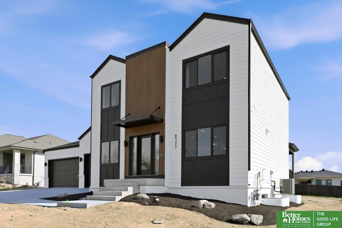8177 185 Street, Omaha, NE, 68136