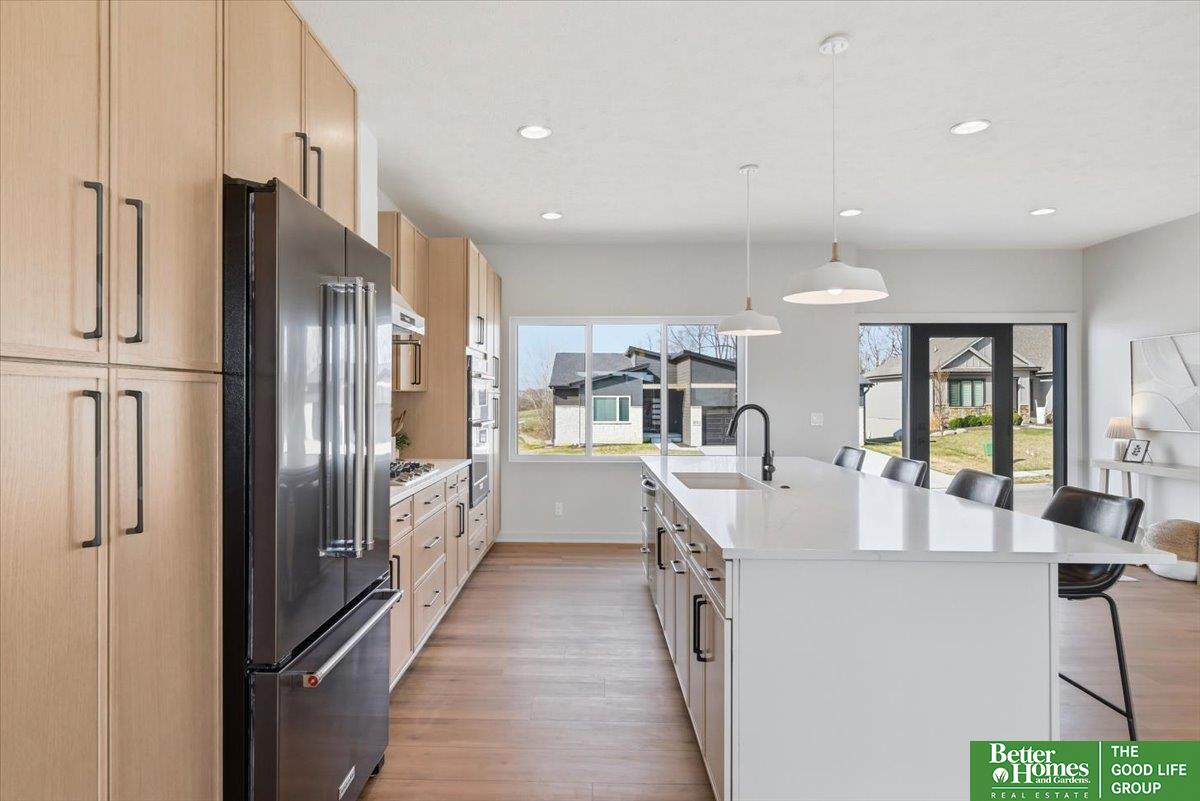 8177 185 Street, Omaha, NE, 68136