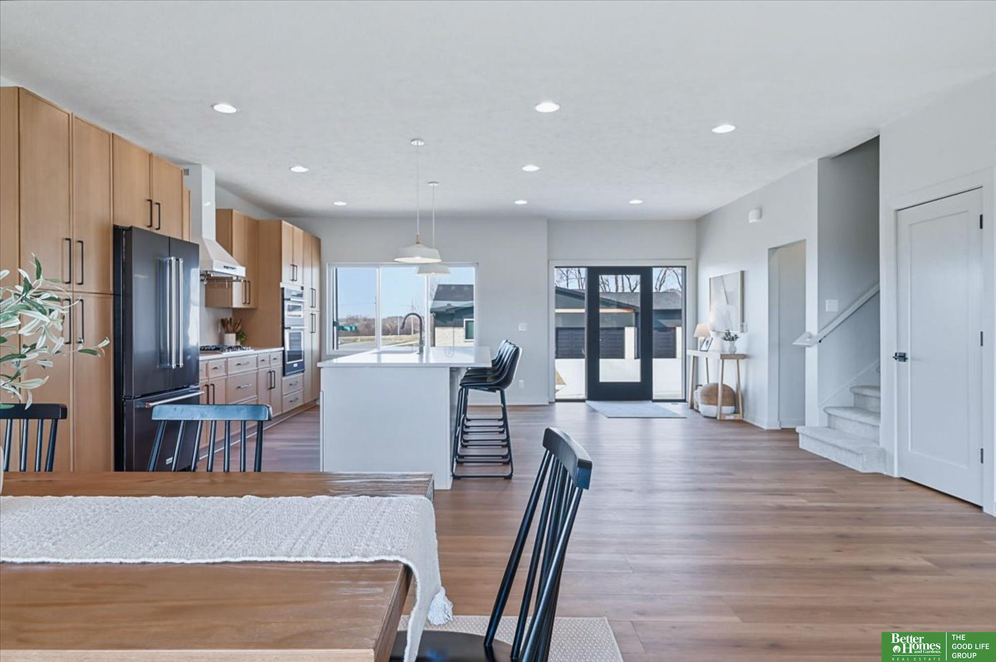 8177 185 Street, Omaha, NE, 68136