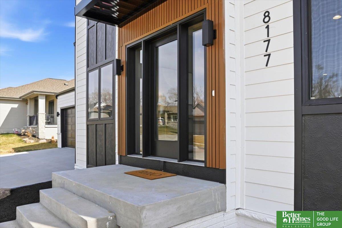 8177 185 Street, Omaha, NE, 68136