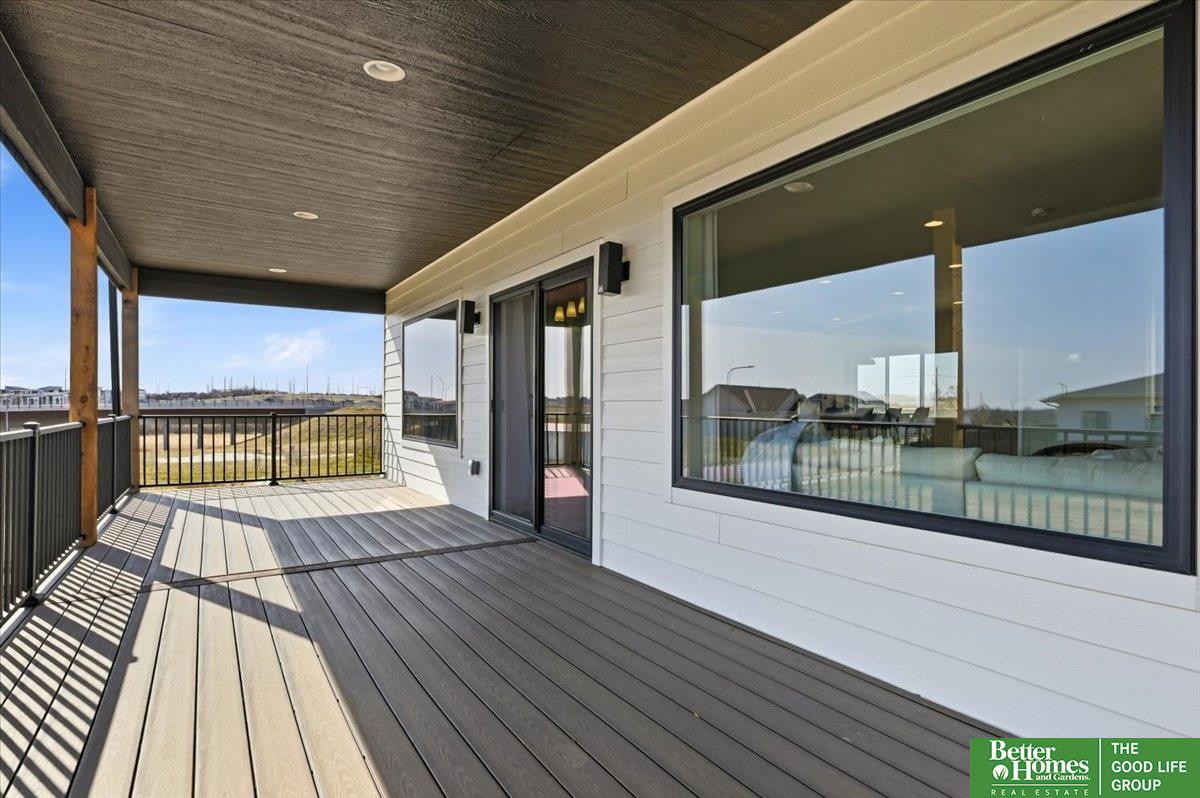 8177 185 Street, Omaha, NE, 68136