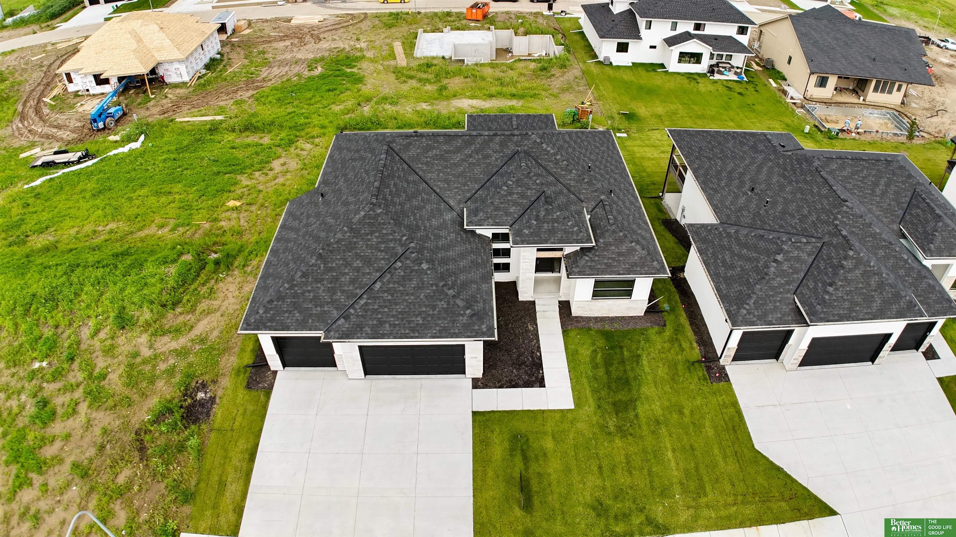 5430 212 Avenue, Elkhorn, NE, 68022