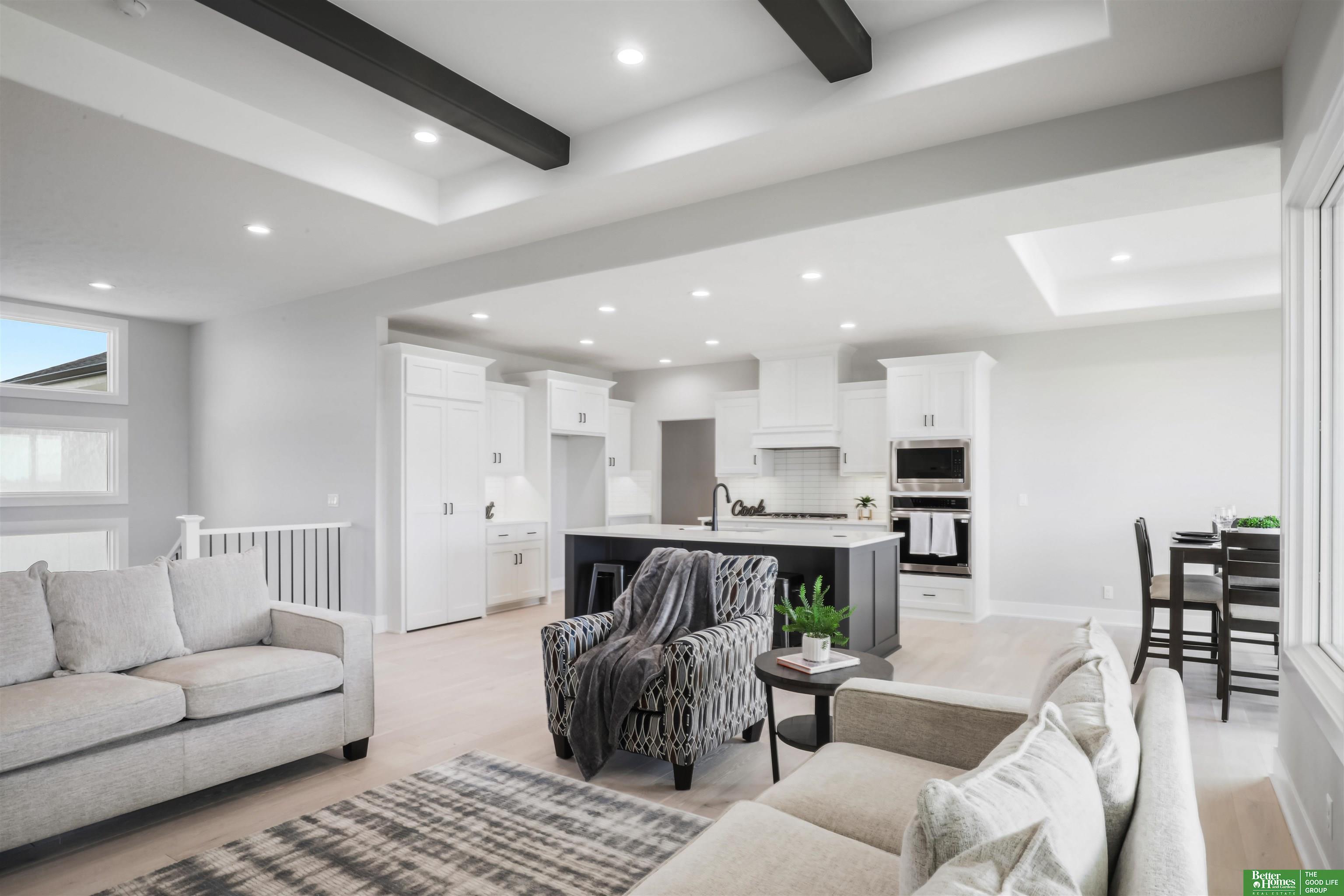 5430 212 Avenue, Elkhorn, NE, 68022