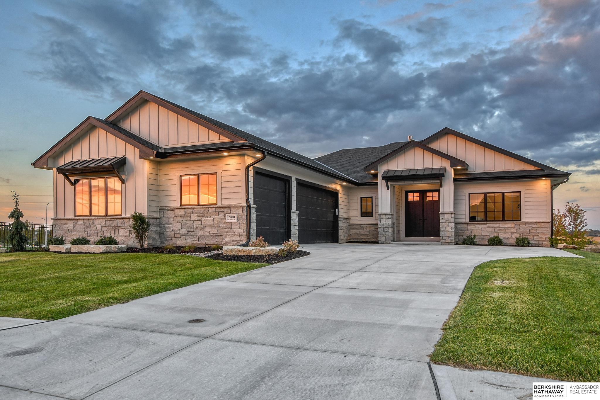 3020 S 209th Court, Elkhorn, NE, 68022