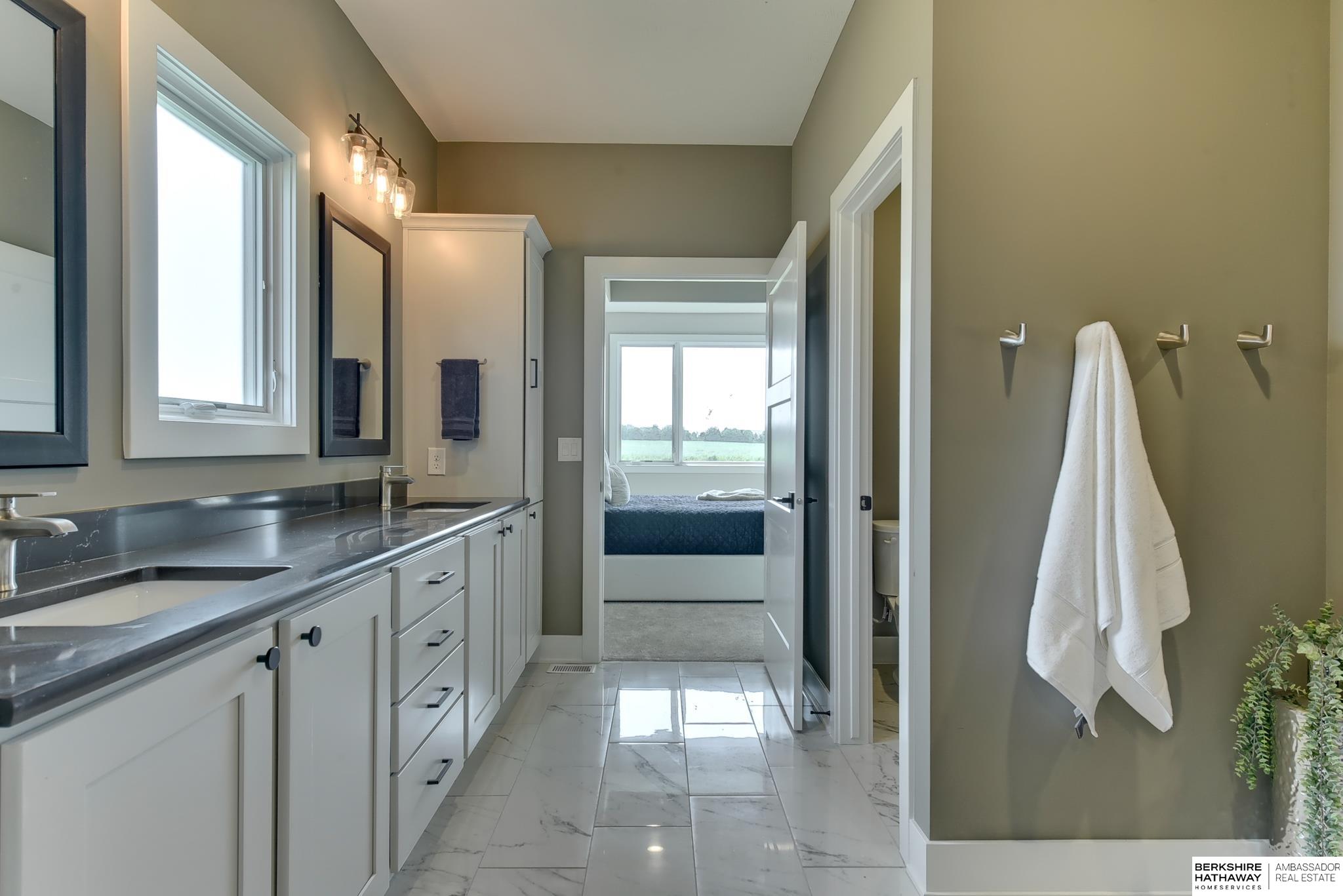 3020 S 209th Court, Elkhorn, NE, 68022