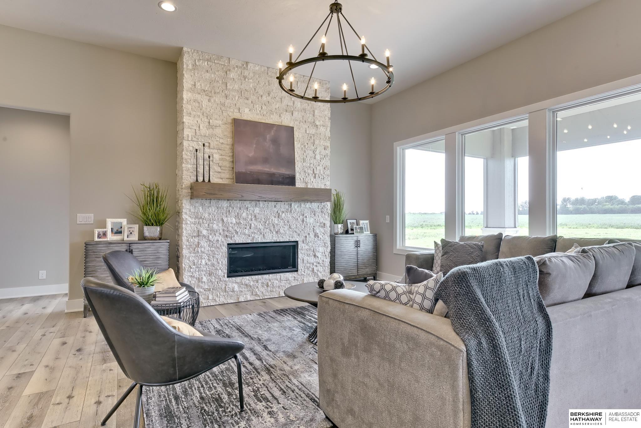 3020 S 209th Court, Elkhorn, NE, 68022