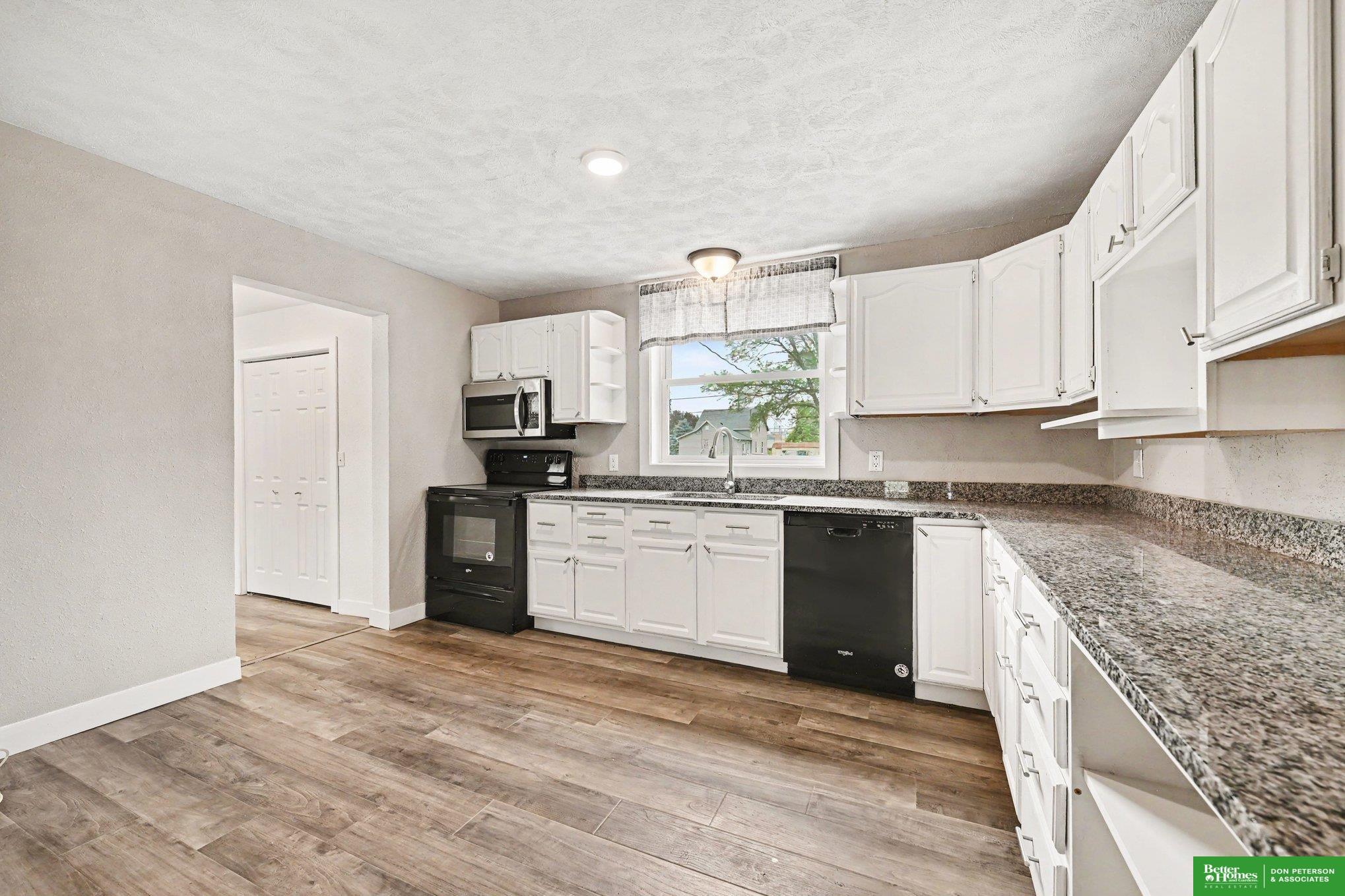 318 S 1st Street, Pender, NE 68047 — MLS #22608700 — photo 11 of 30