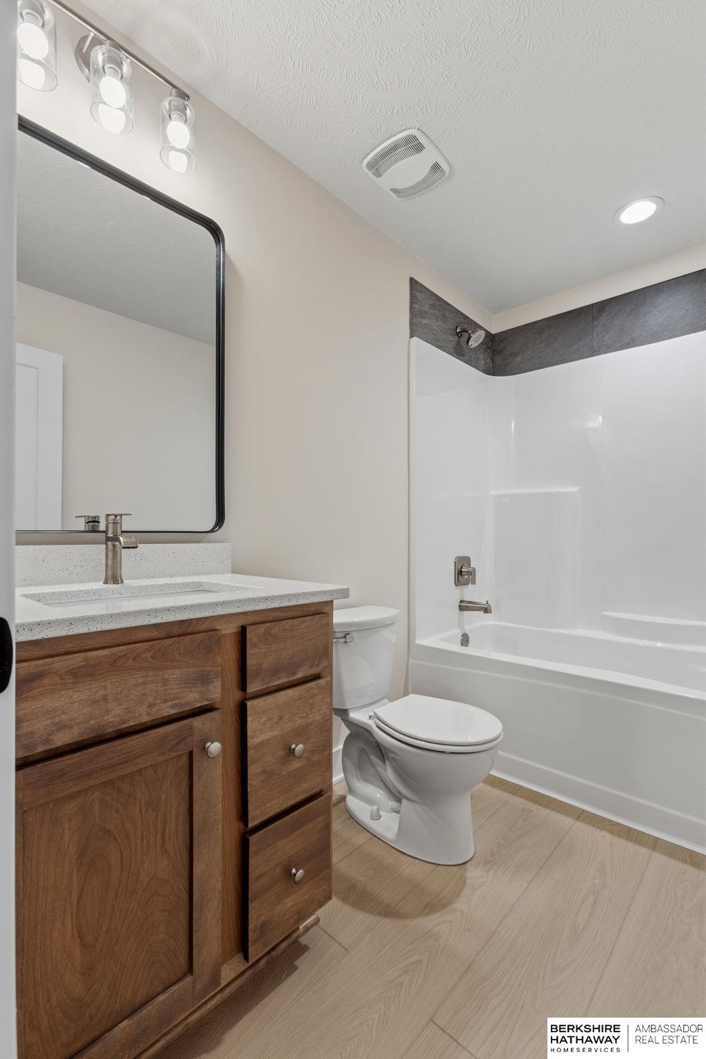 1649 E Ridge Way, Ashland, NE, 68003