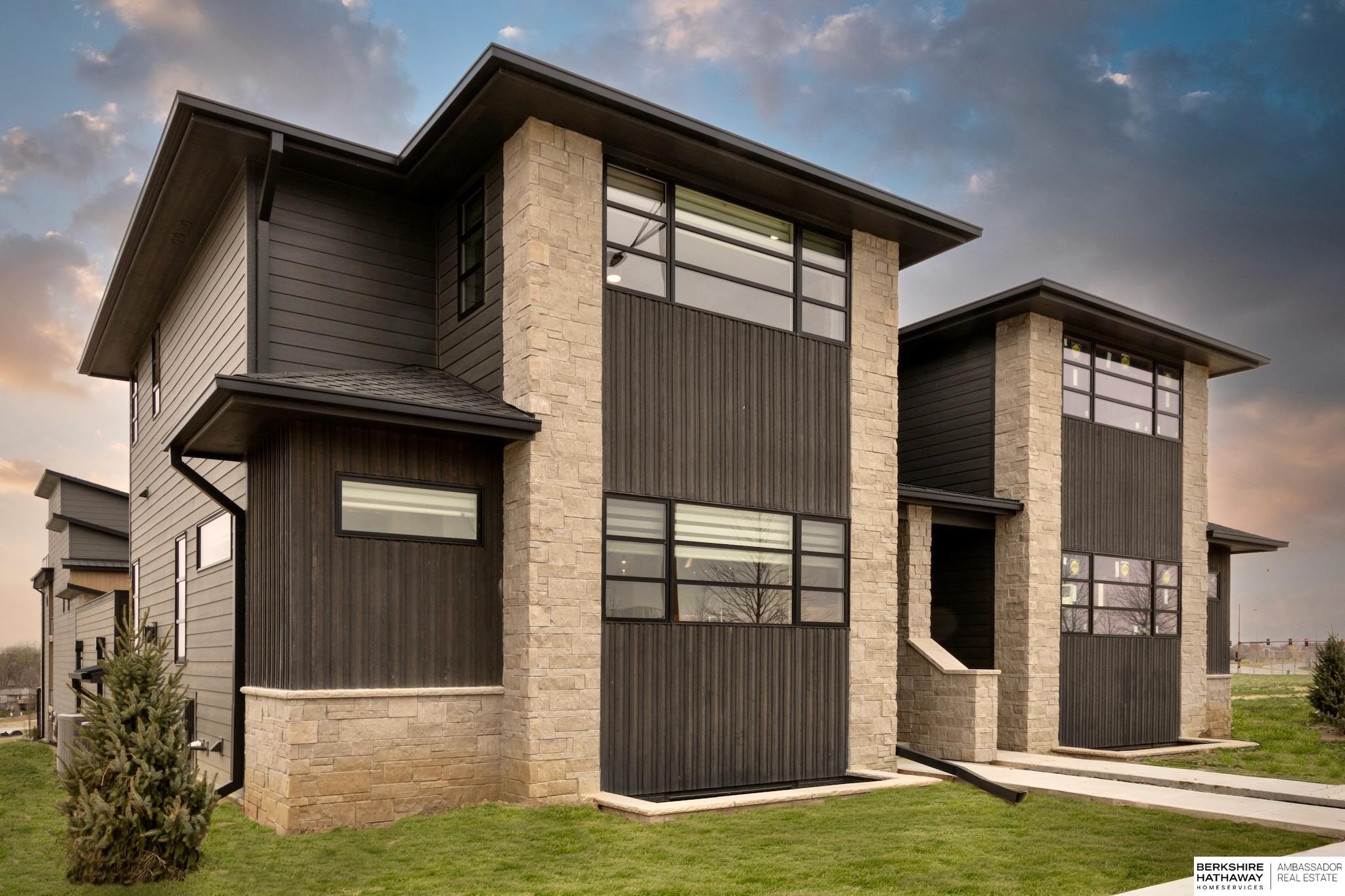 1325 8th Street, Seward, NE, 68434