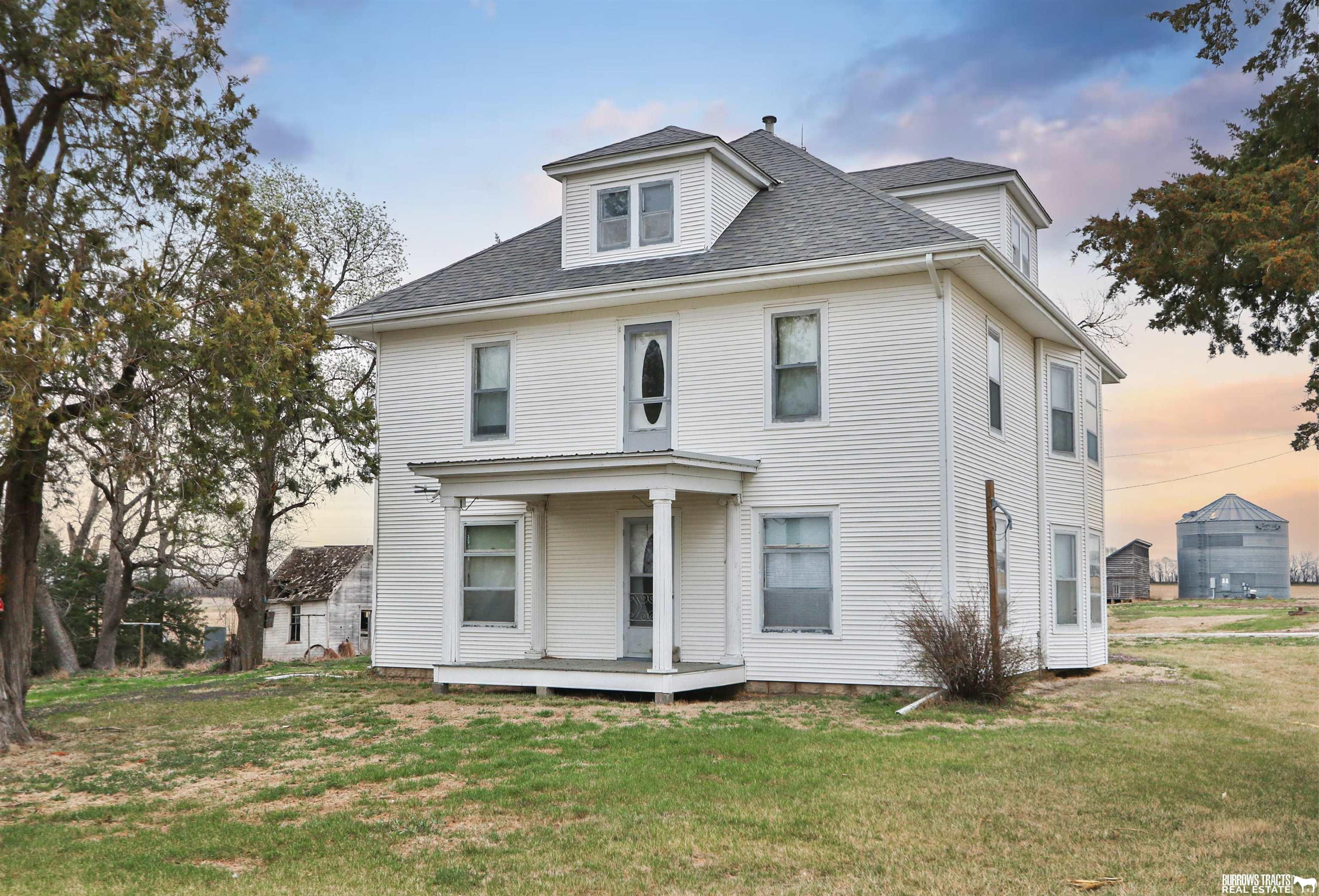 1757 52 Road, Talmage, NE, 68448