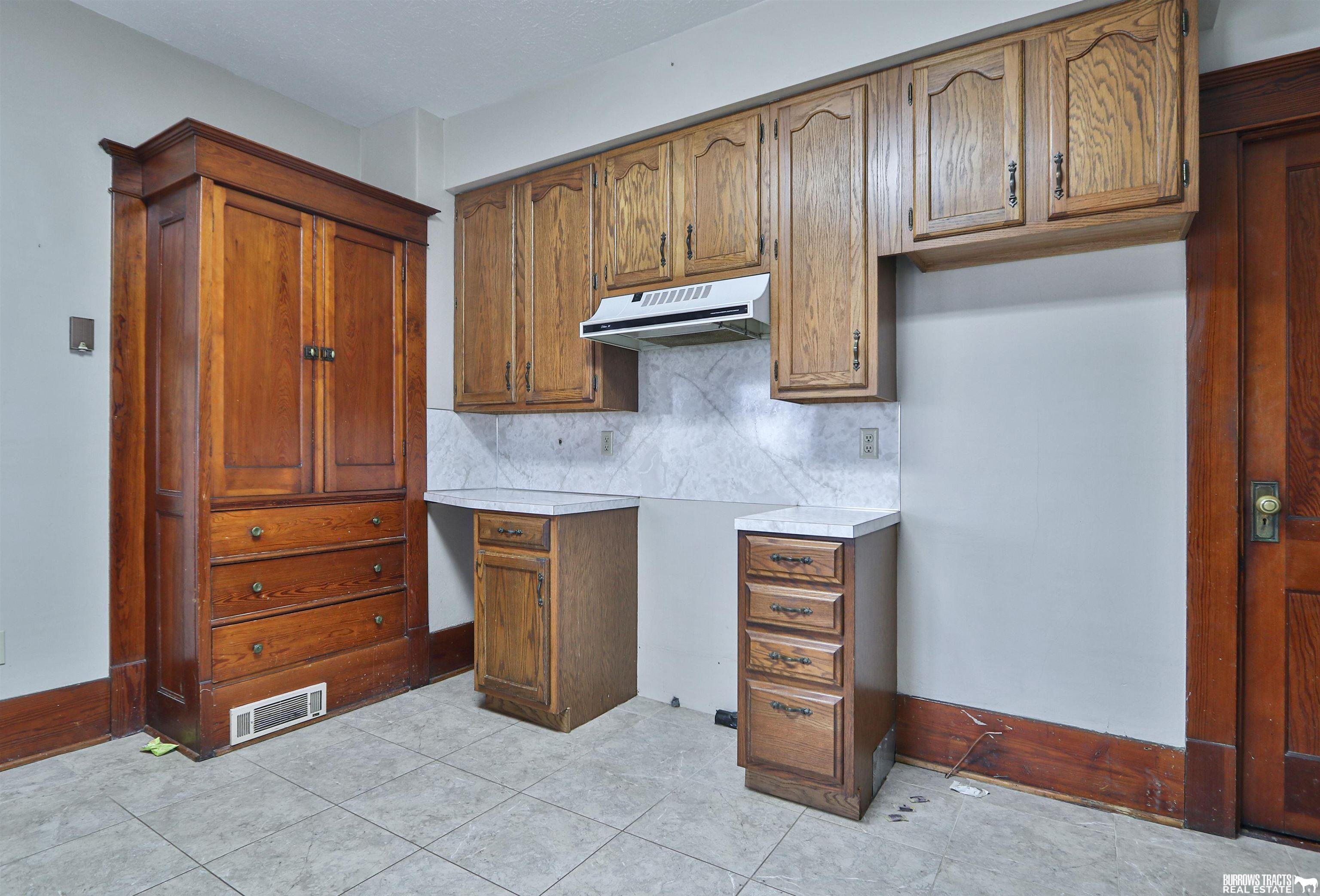 1757 52 Road, Talmage, NE, 68448