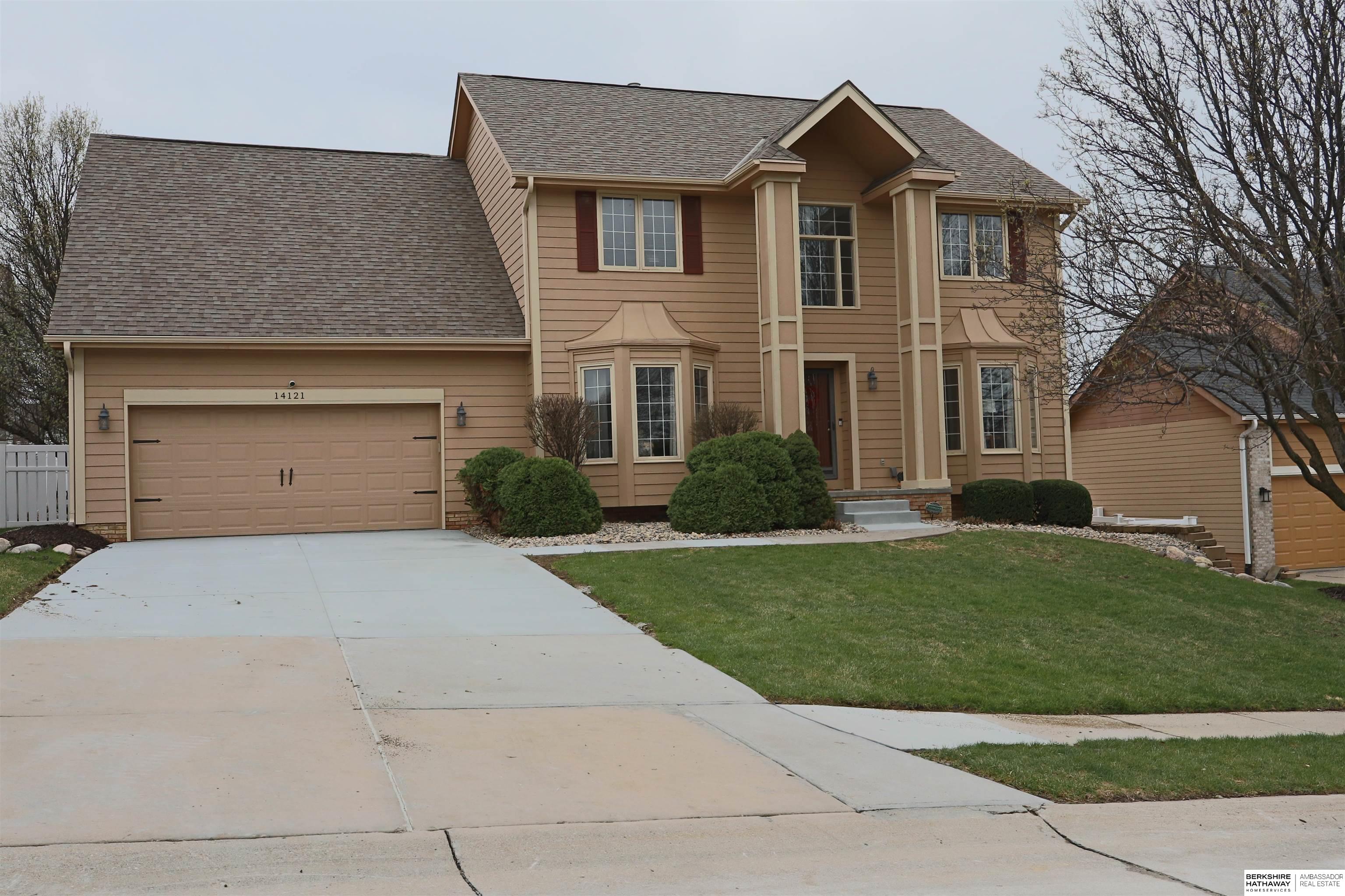 5121 N 137th Street, Omaha, NE, 68164