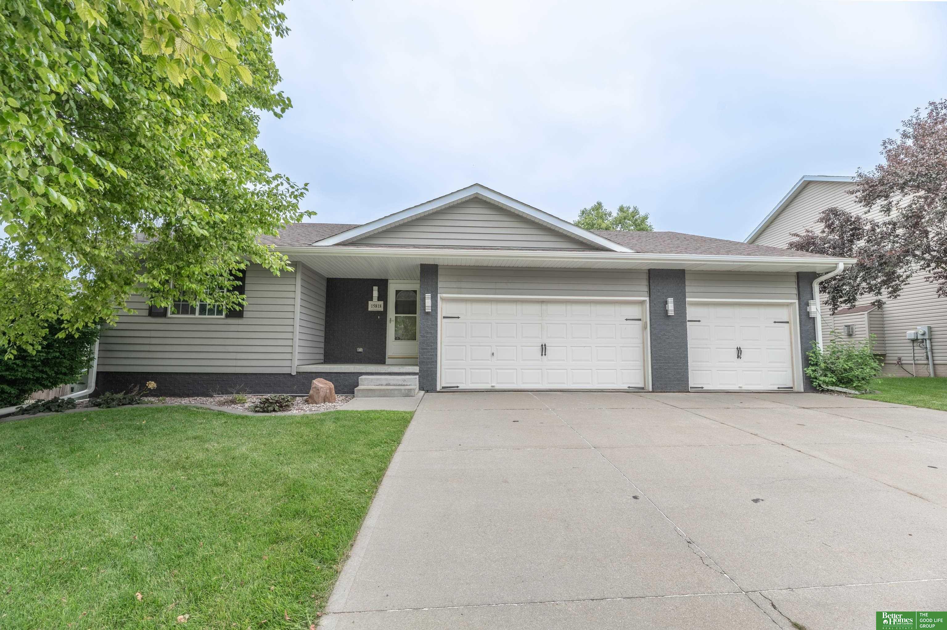 15818 Timberlane Drive, Omaha, NE, 68136