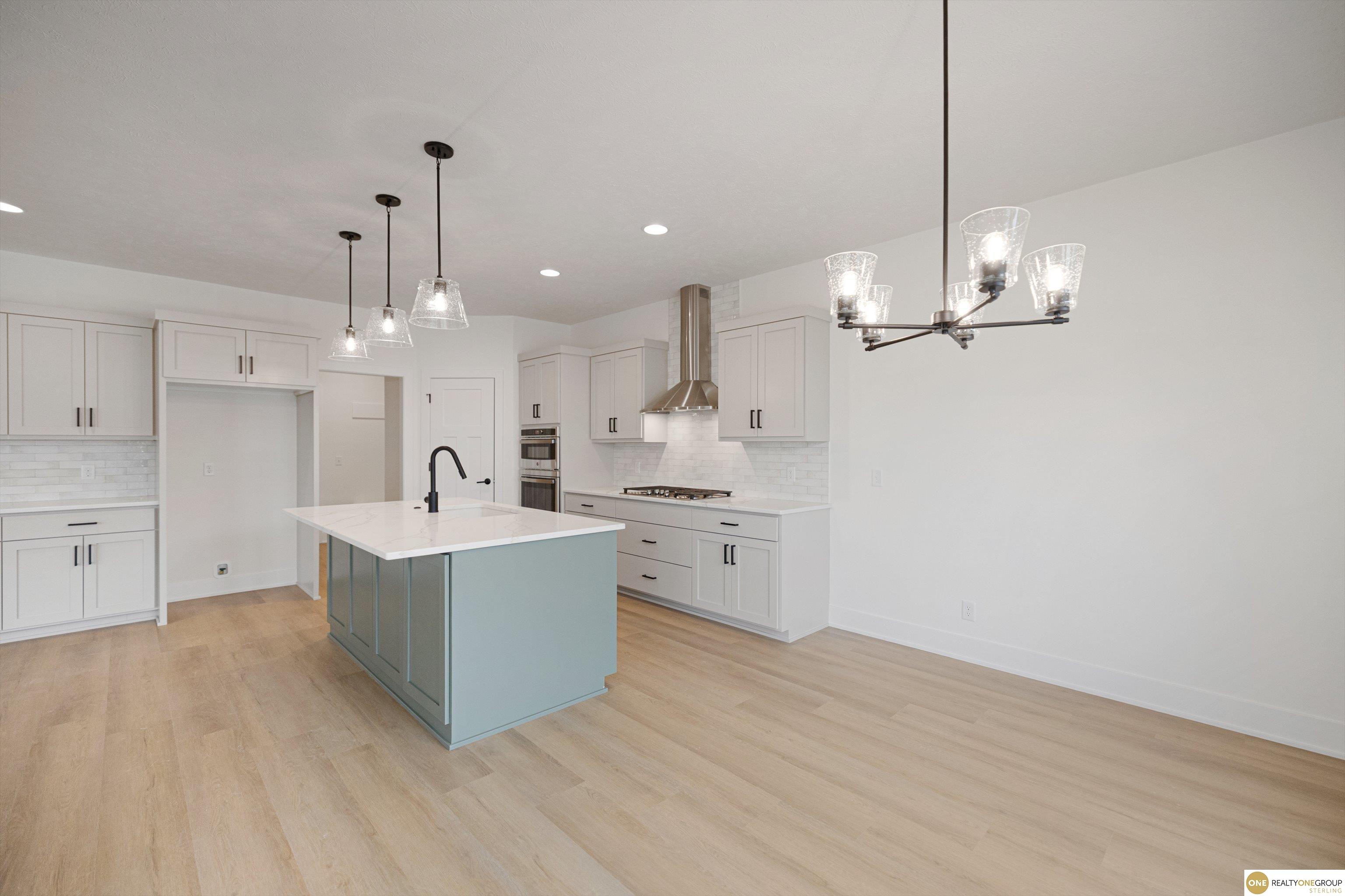 5504 N 205 Street, Elkhorn, NE, 68022