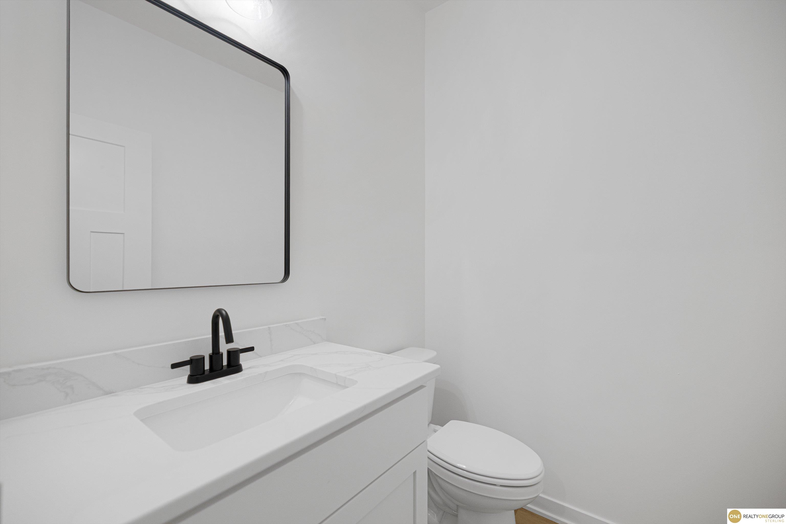 5504 N 205 Street, Elkhorn, NE, 68022