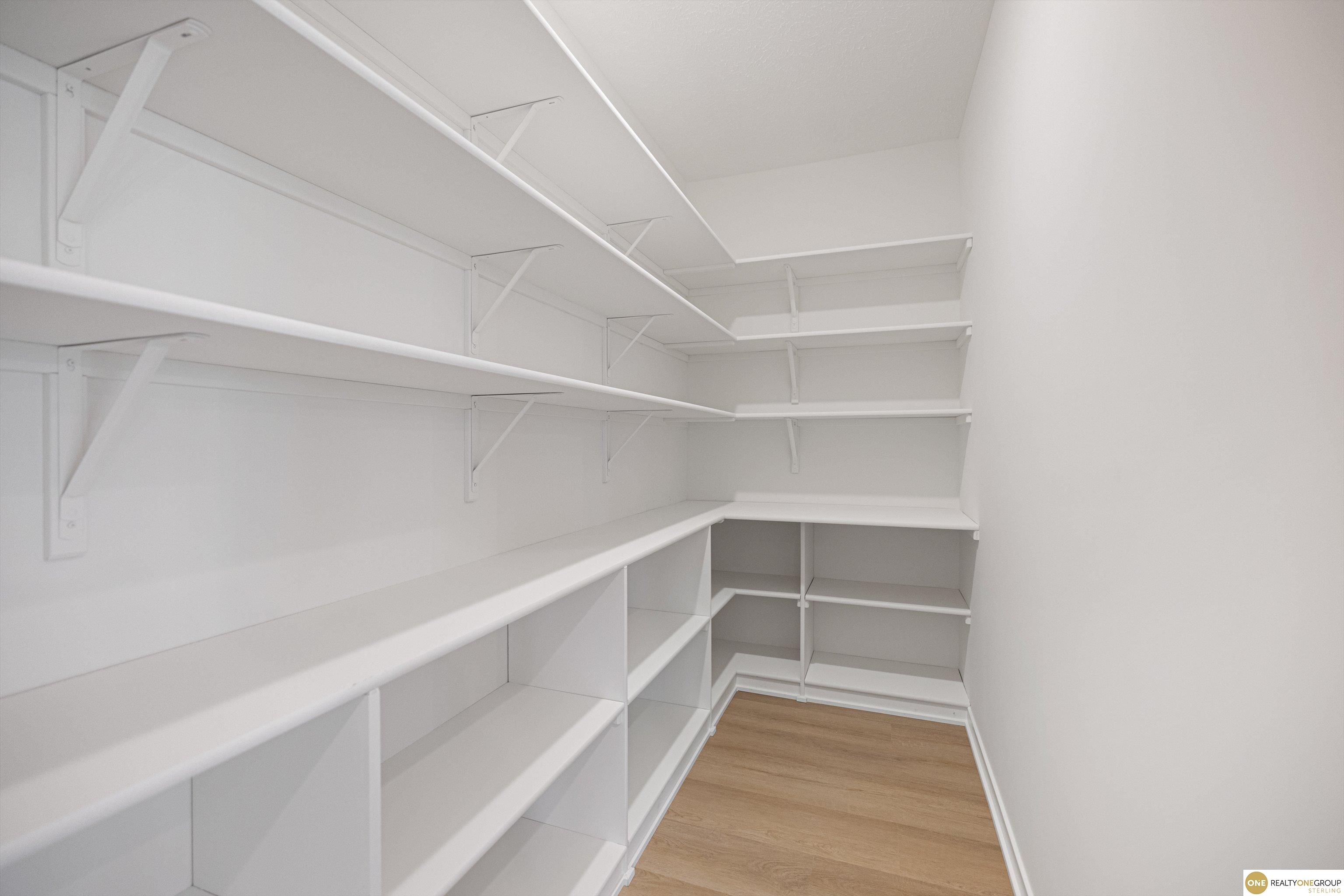 5504 N 205 Street, Elkhorn, NE, 68022