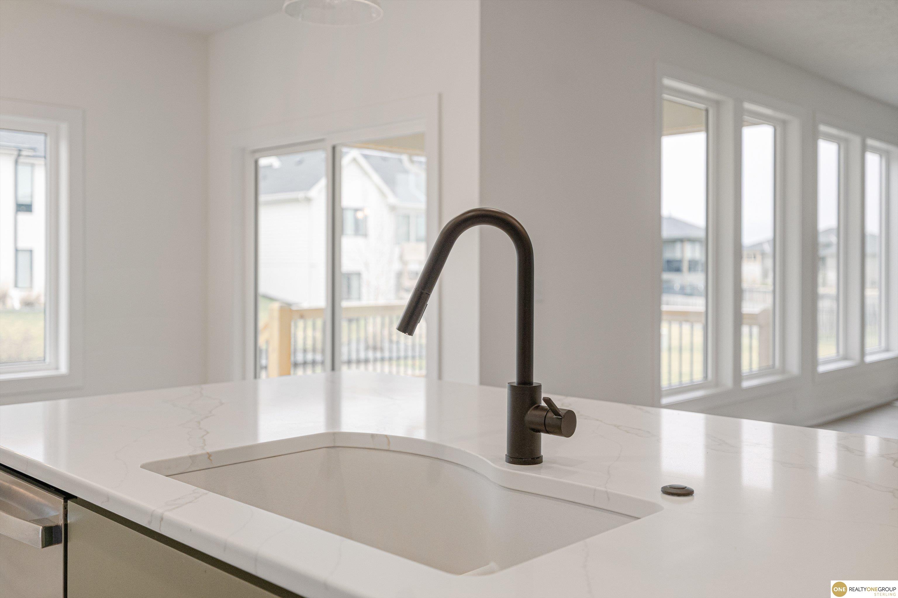 5504 N 205 Street, Elkhorn, NE, 68022