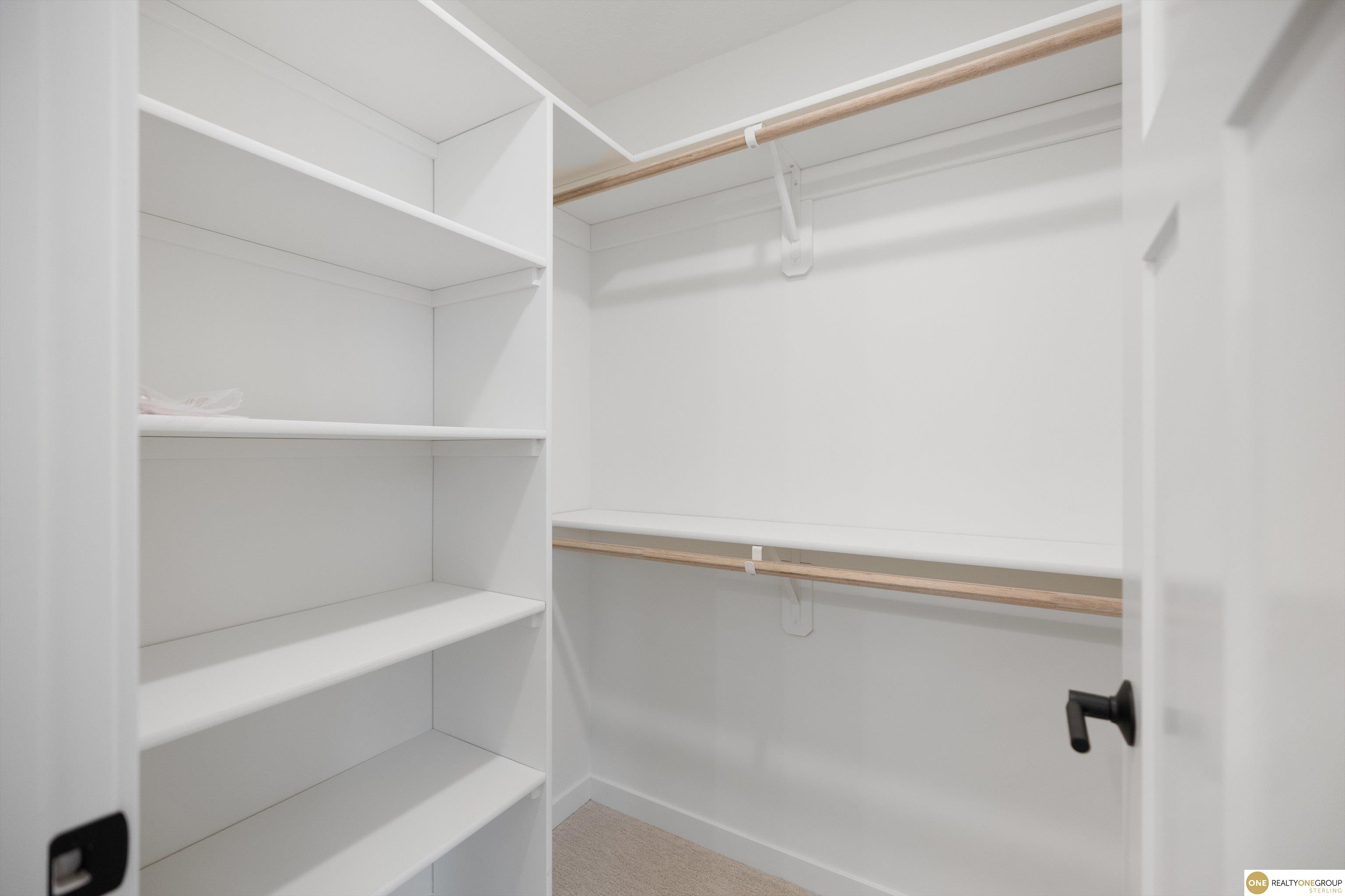 5504 N 205 Street, Elkhorn, NE, 68022