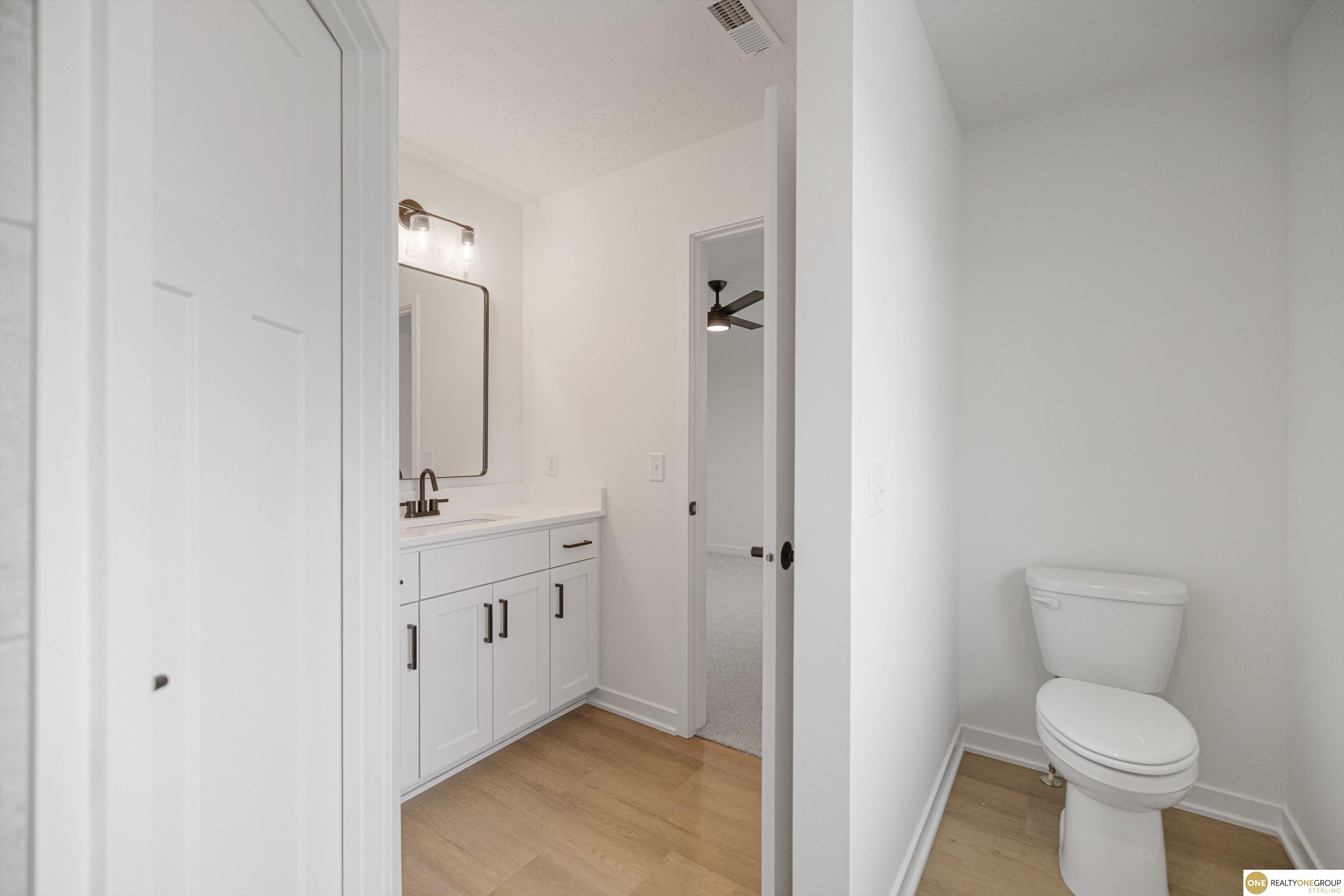 5504 N 205 Street, Elkhorn, NE, 68022