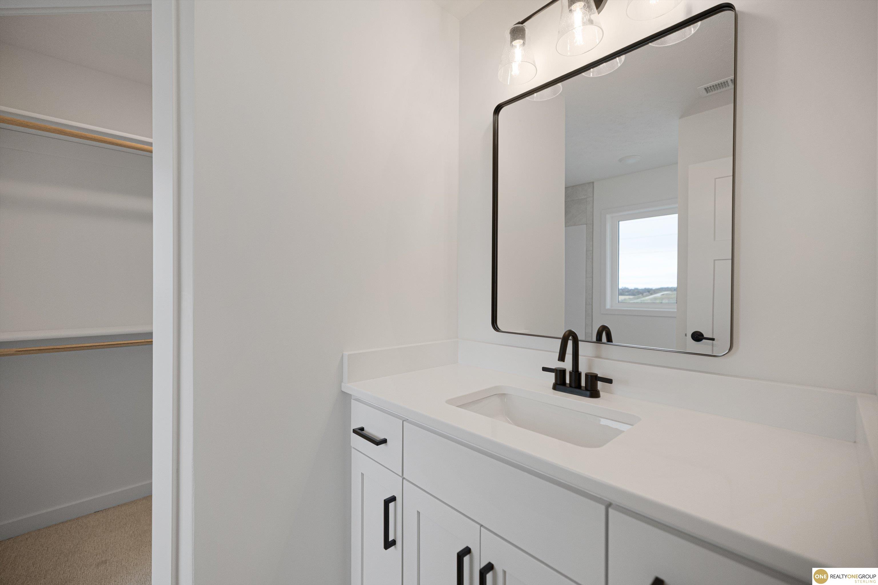 5504 N 205 Street, Elkhorn, NE, 68022