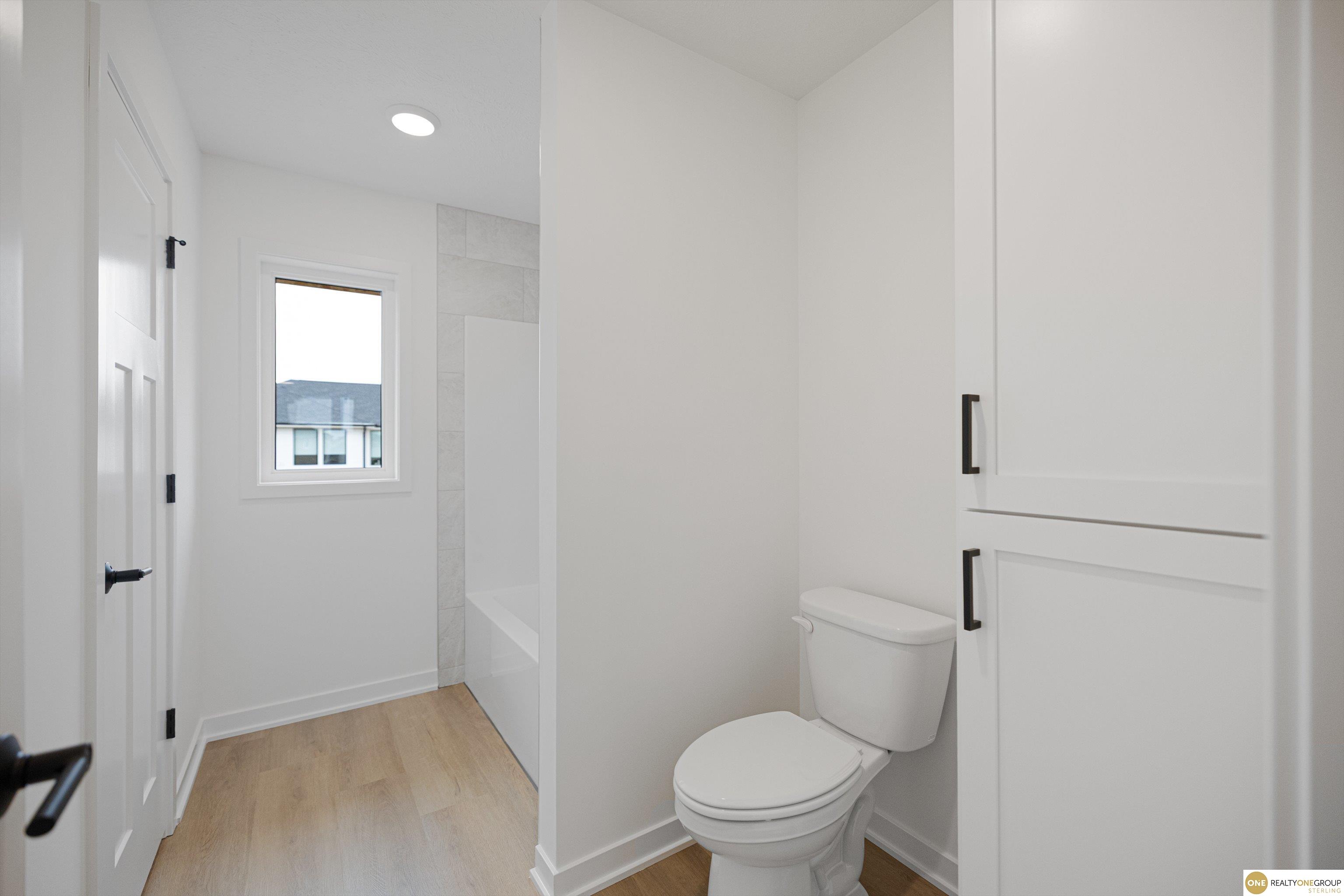 5504 N 205 Street, Elkhorn, NE, 68022