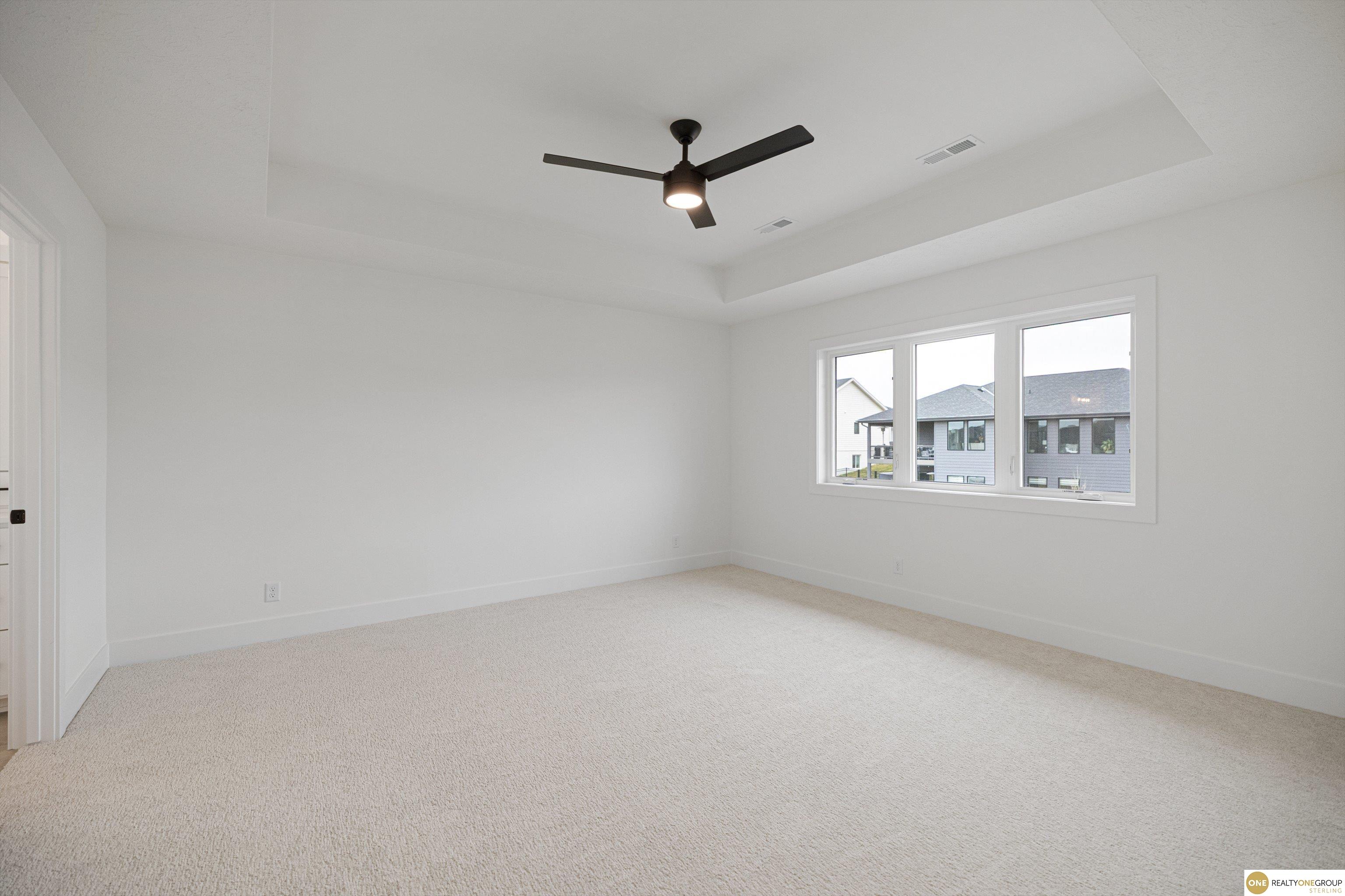 5504 N 205 Street, Elkhorn, NE, 68022