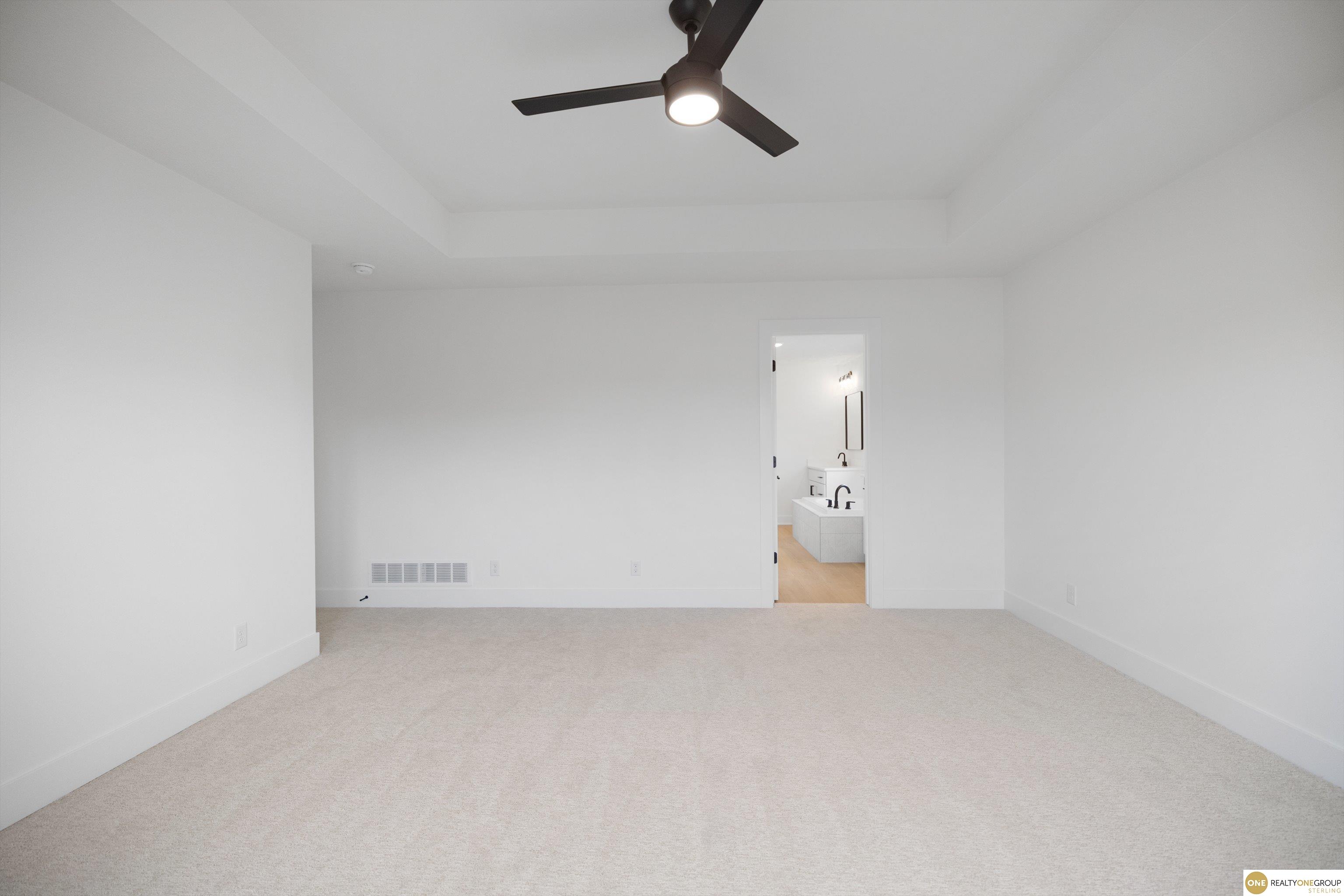 5504 N 205 Street, Elkhorn, NE, 68022