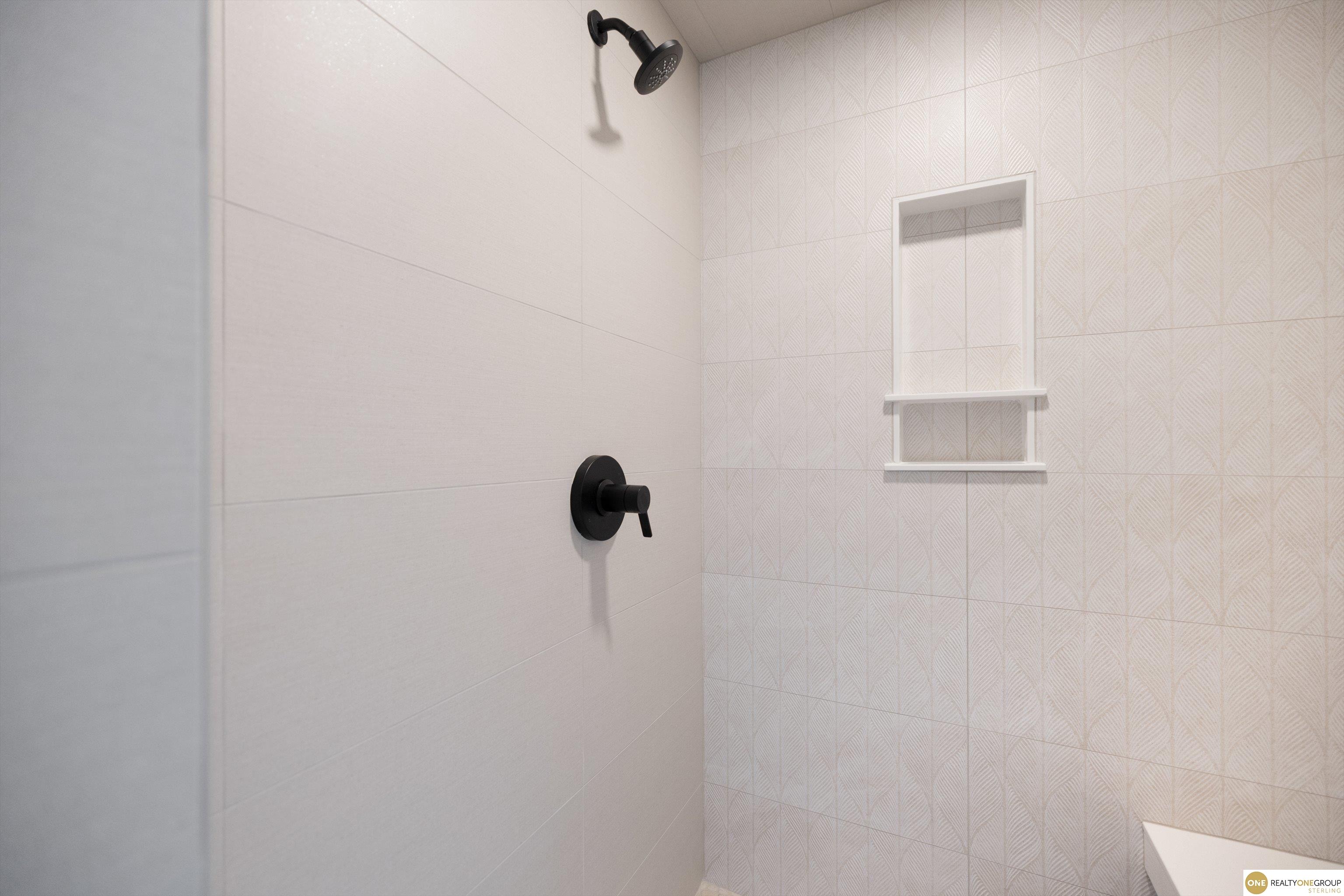 5504 N 205 Street, Elkhorn, NE, 68022