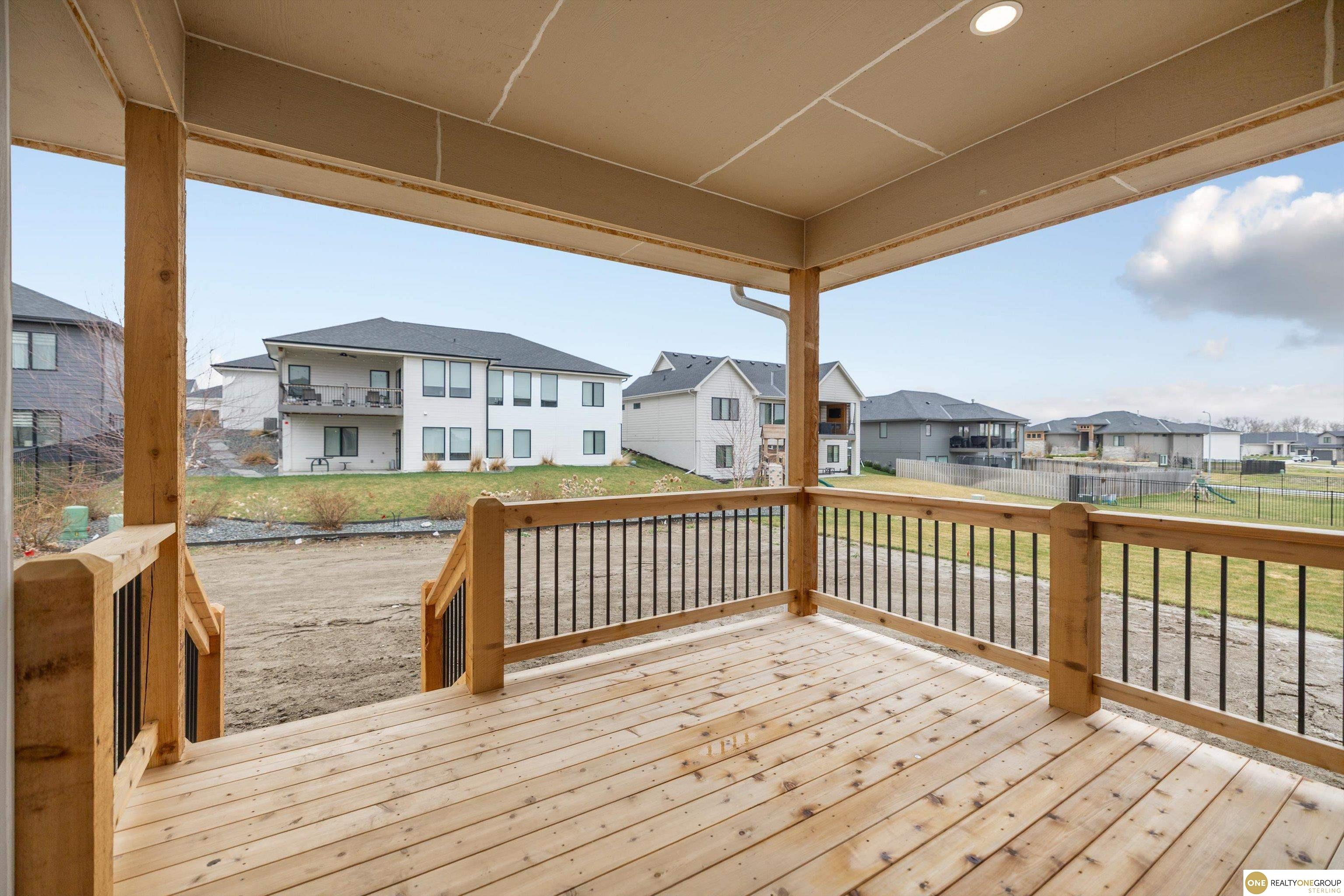 5504 N 205 Street, Elkhorn, NE, 68022