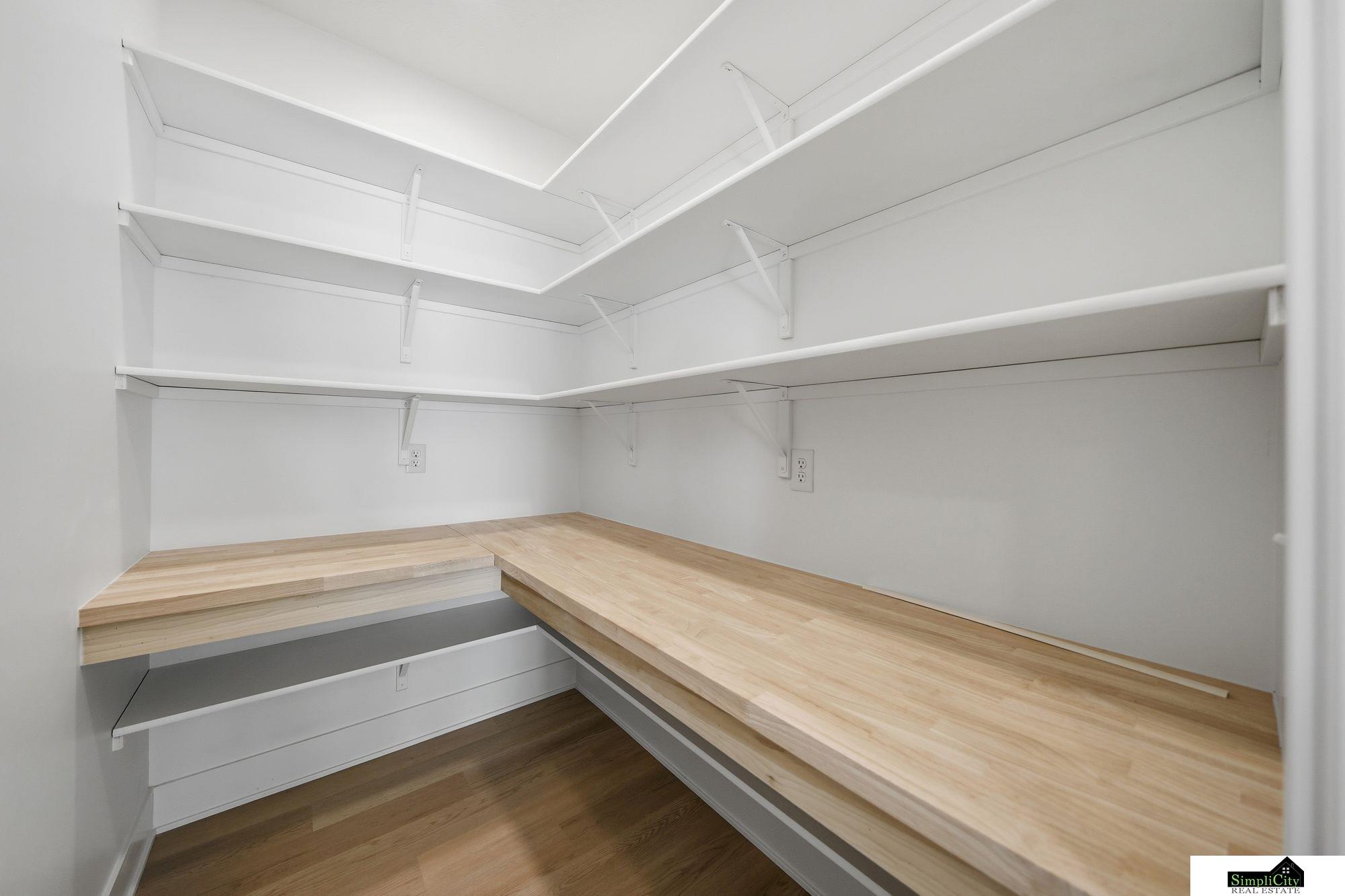 9515 Breashears Street, Lincoln, NE, 68516