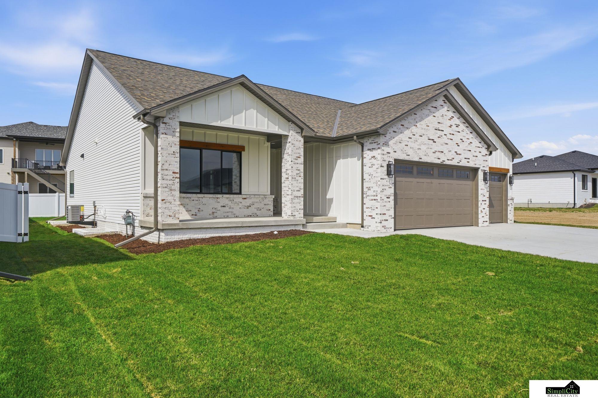 9515 Breashears Street, Lincoln, NE, 68516