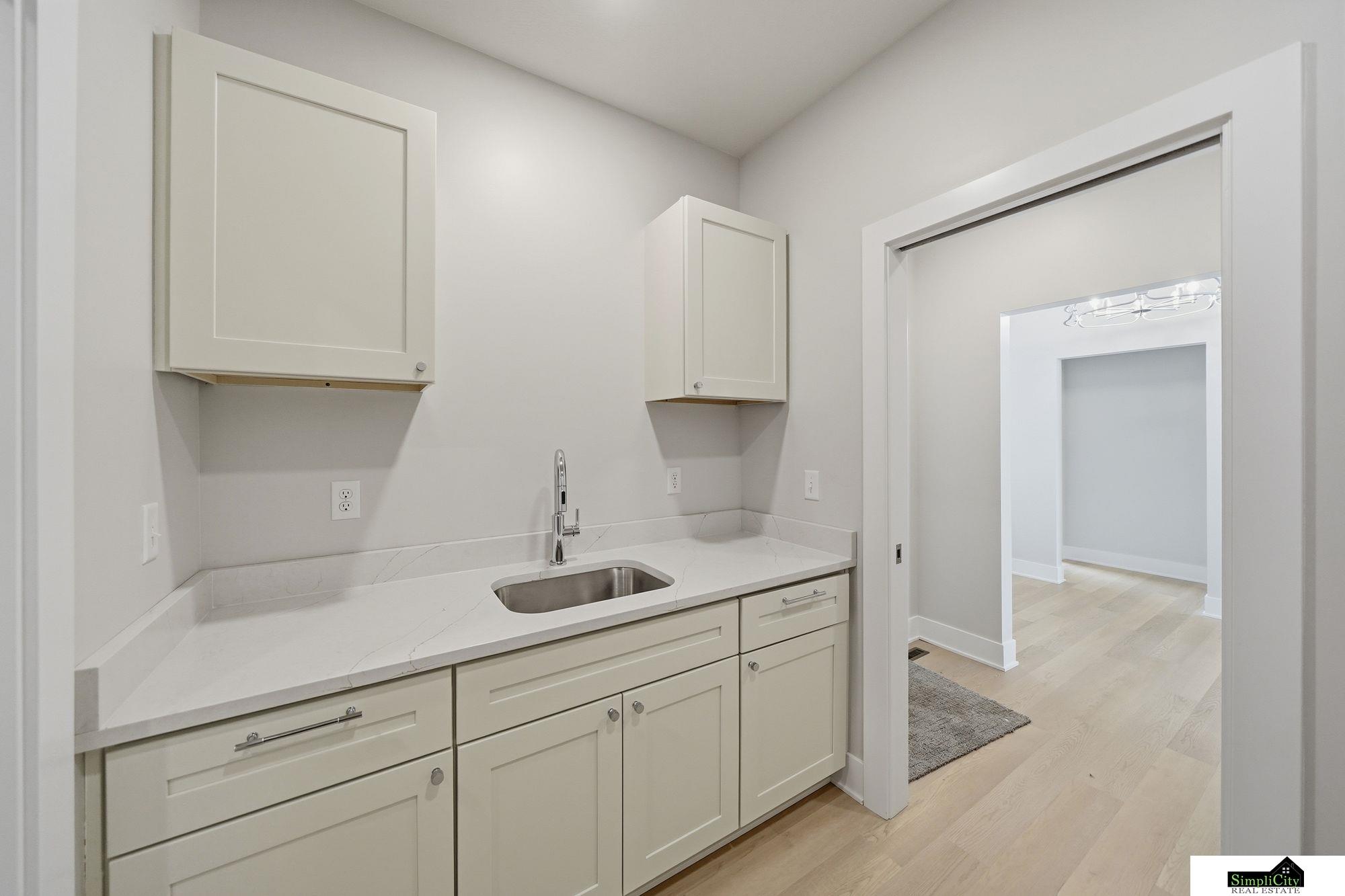 9515 Breashears Street, Lincoln, NE, 68516