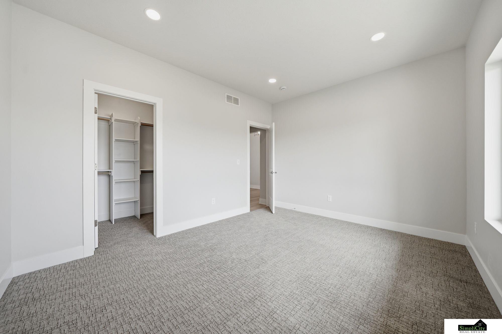 9515 Breashears Street, Lincoln, NE, 68516