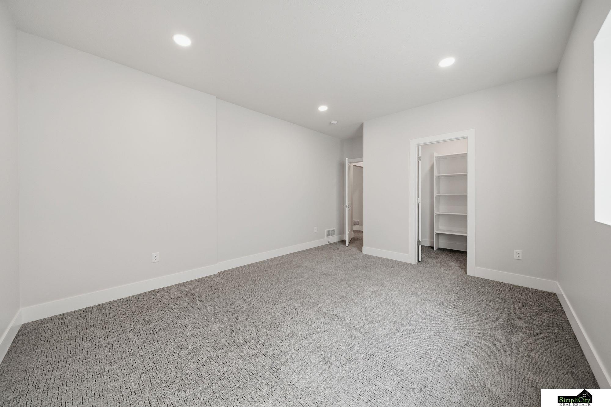 9515 Breashears Street, Lincoln, NE, 68516