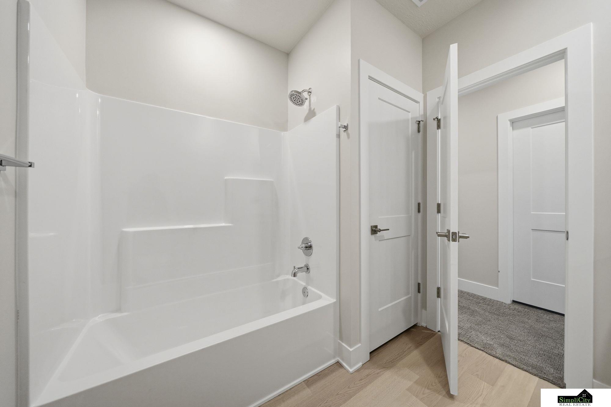 9515 Breashears Street, Lincoln, NE, 68516