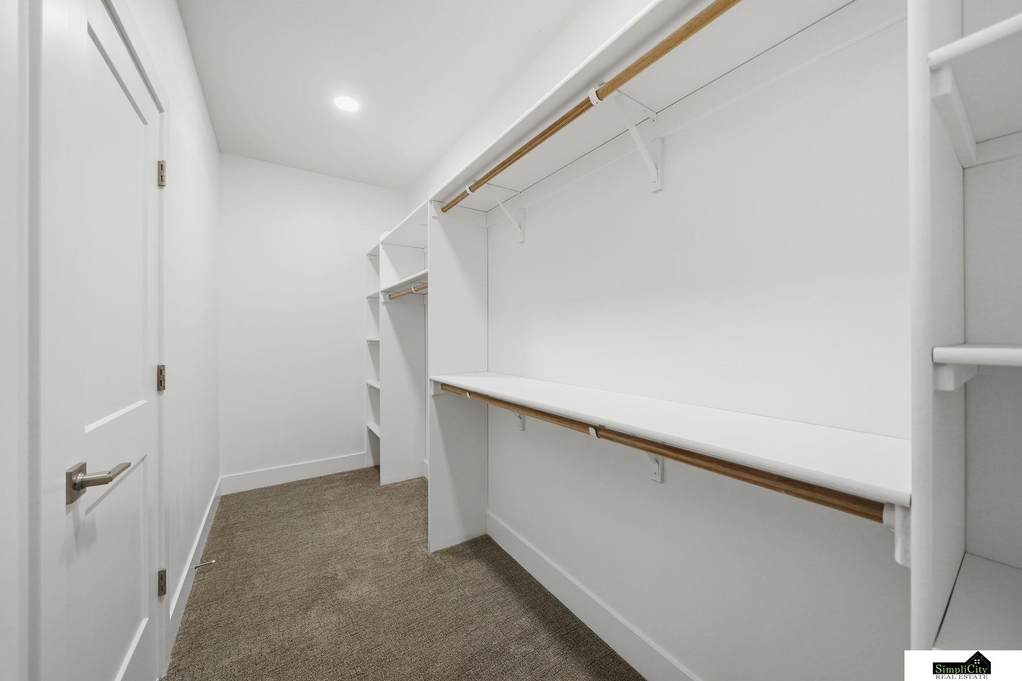 9515 Breashears Street, Lincoln, NE, 68516