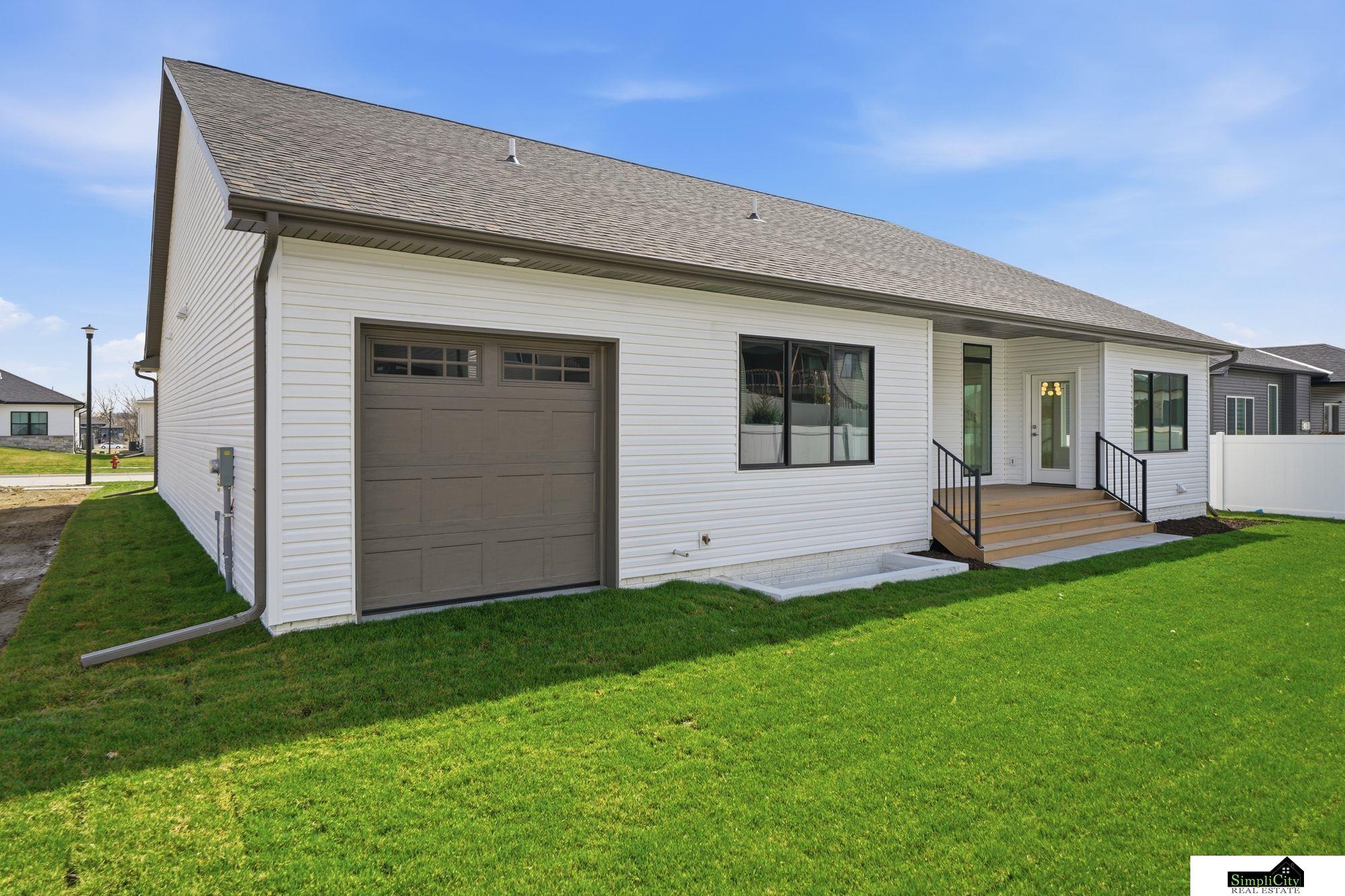 9515 Breashears Street, Lincoln, NE, 68516