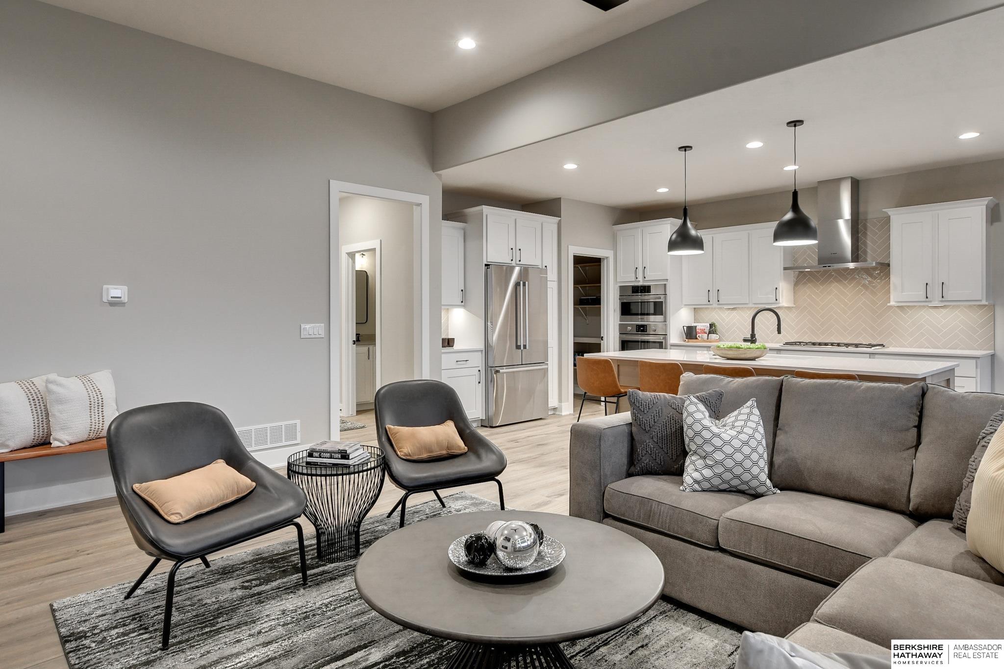 3111 209th Street, Elkhorn, NE, 68022