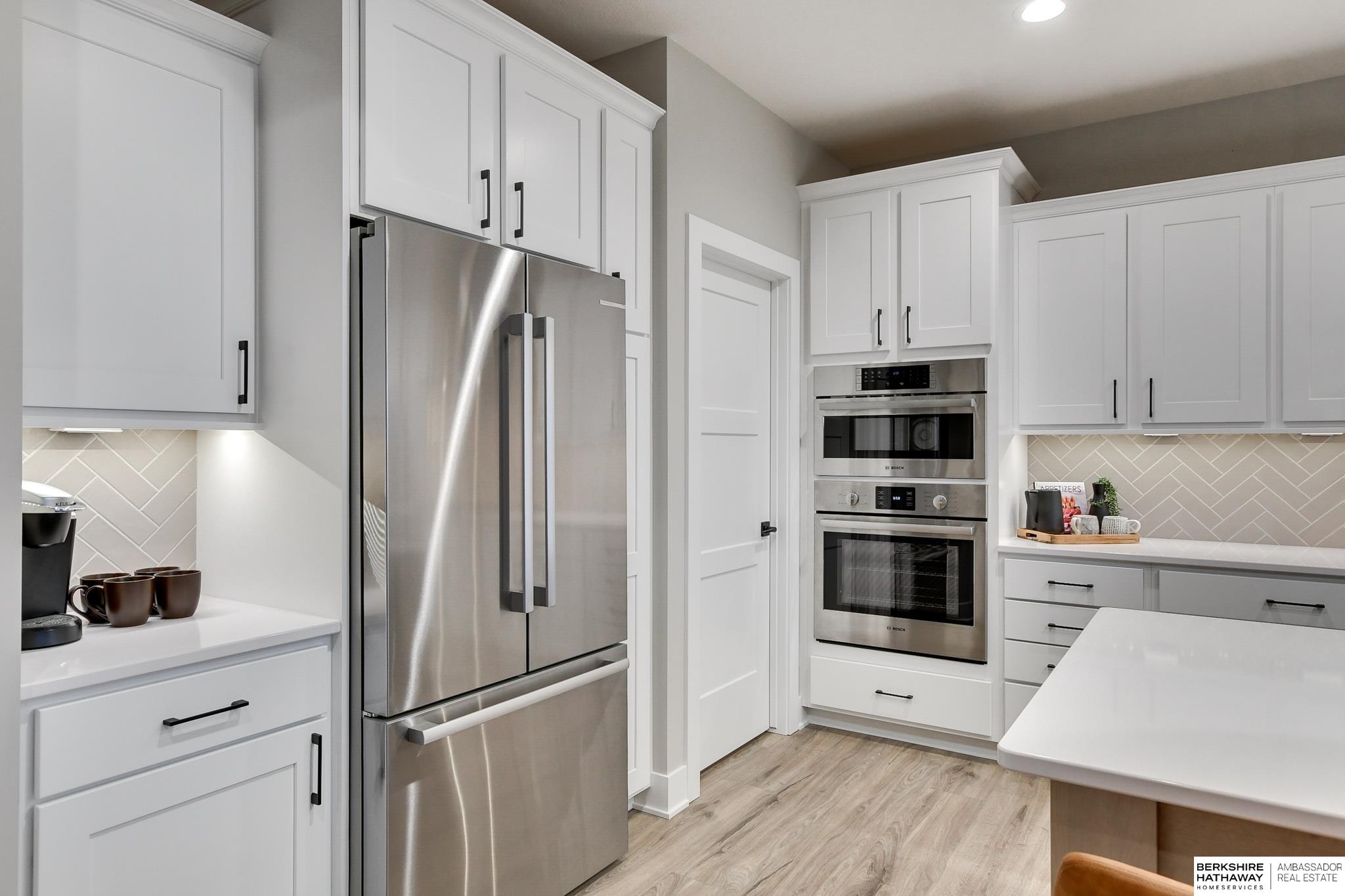 3111 209th Street, Elkhorn, NE, 68022