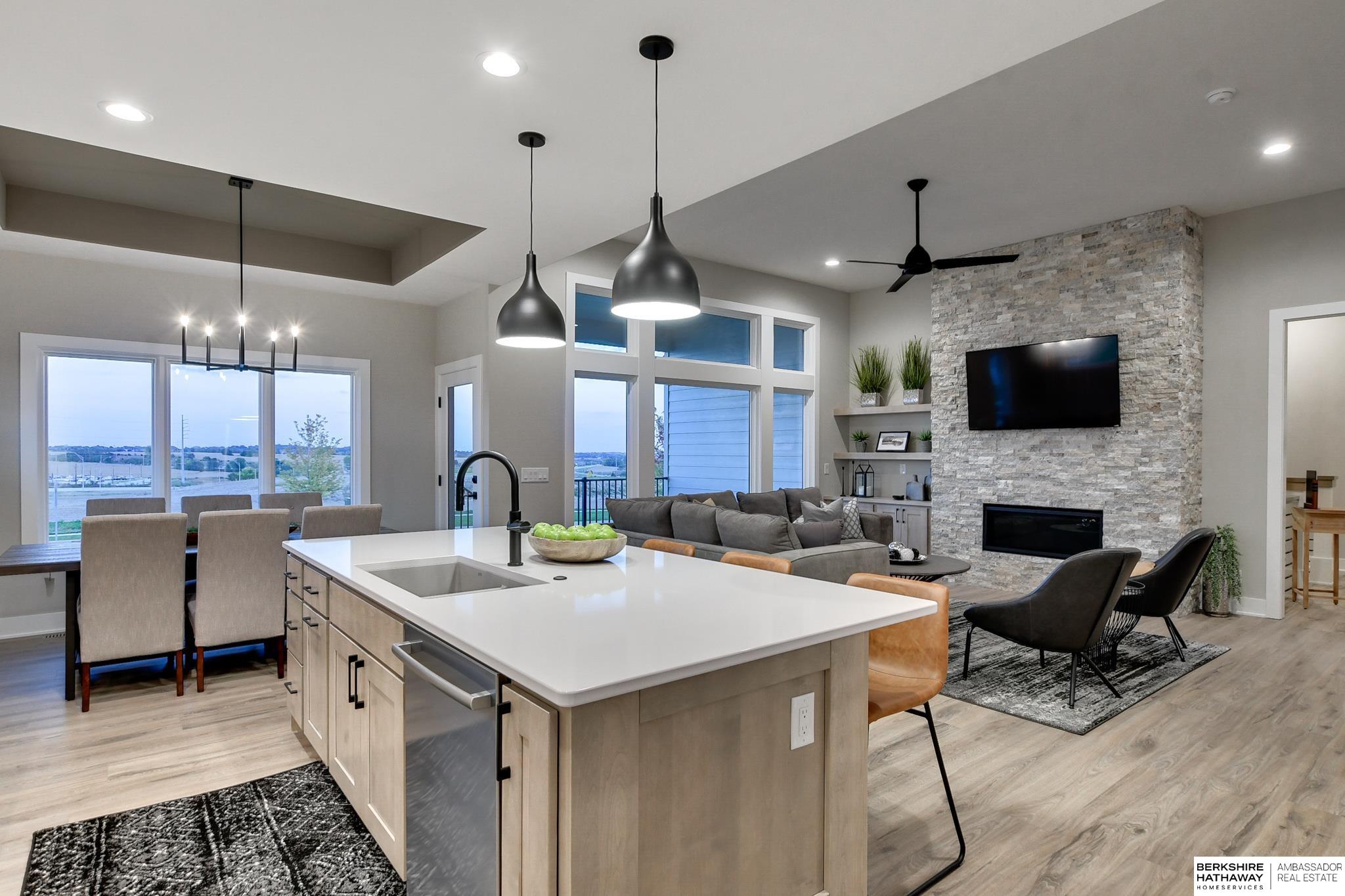 3111 209th Street, Elkhorn, NE, 68022