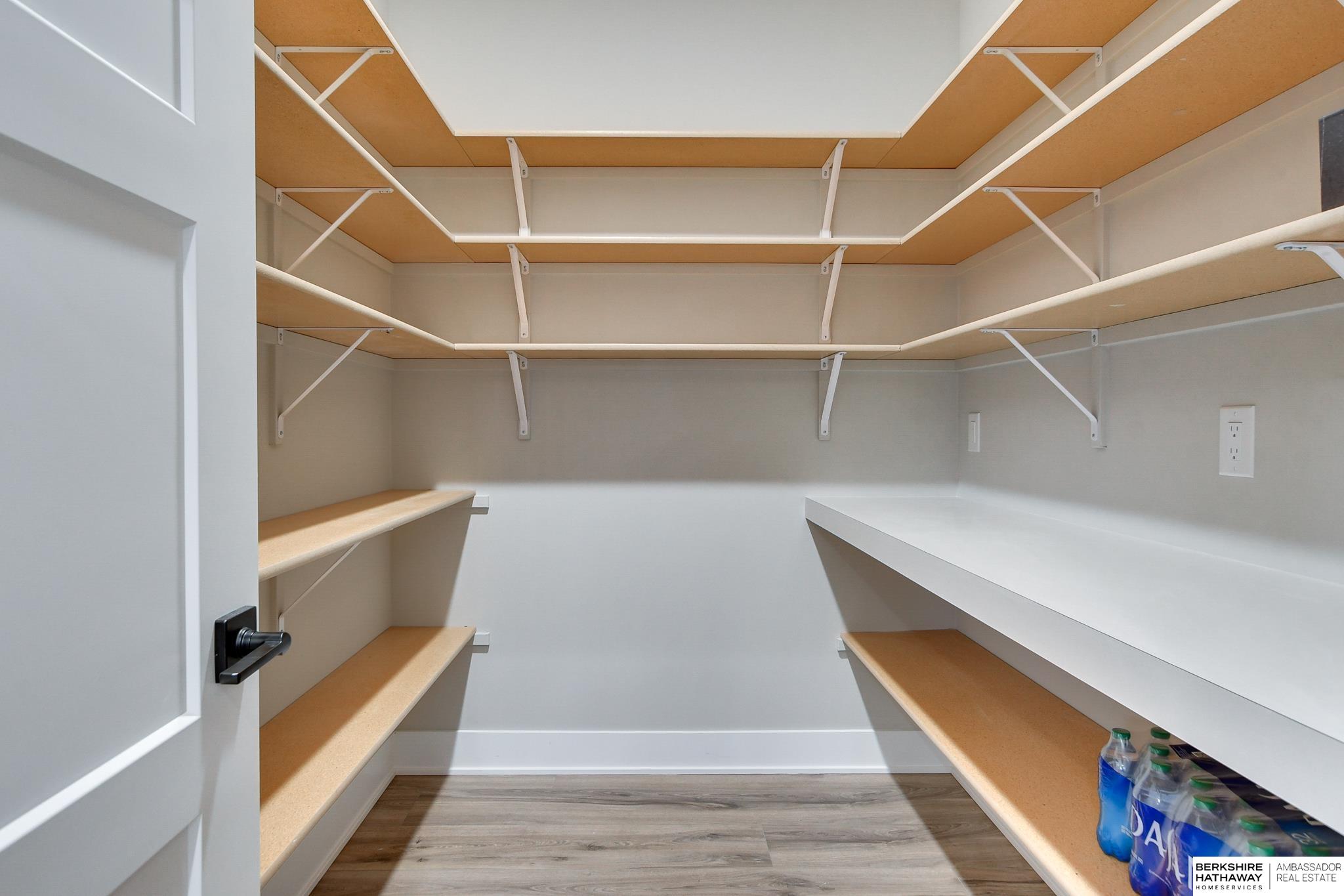 3111 209th Street, Elkhorn, NE, 68022