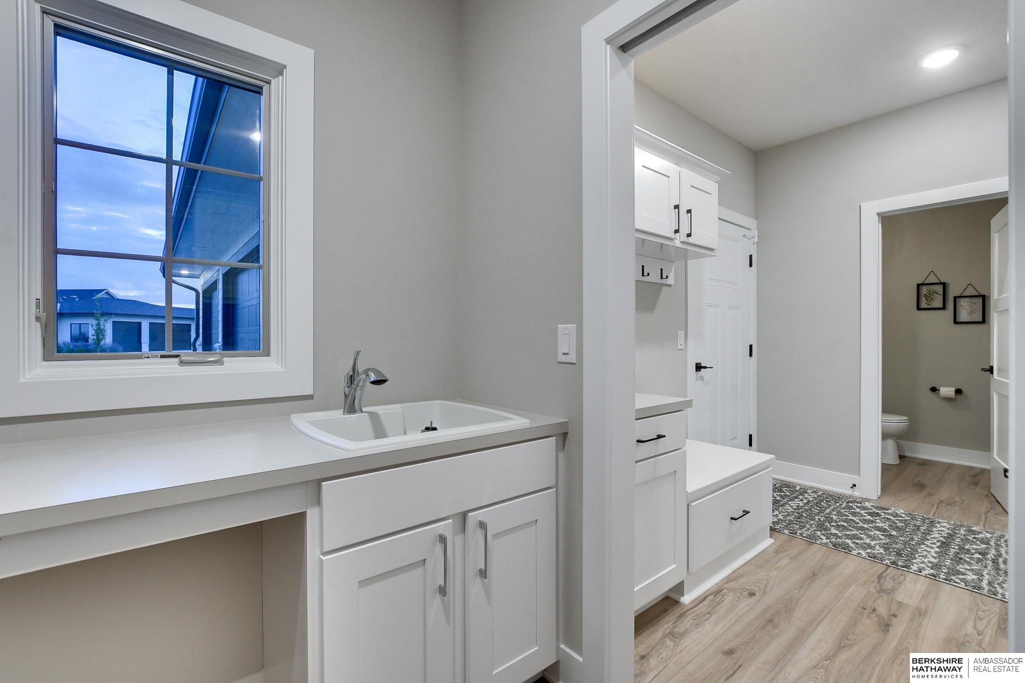 3111 209th Street, Elkhorn, NE, 68022