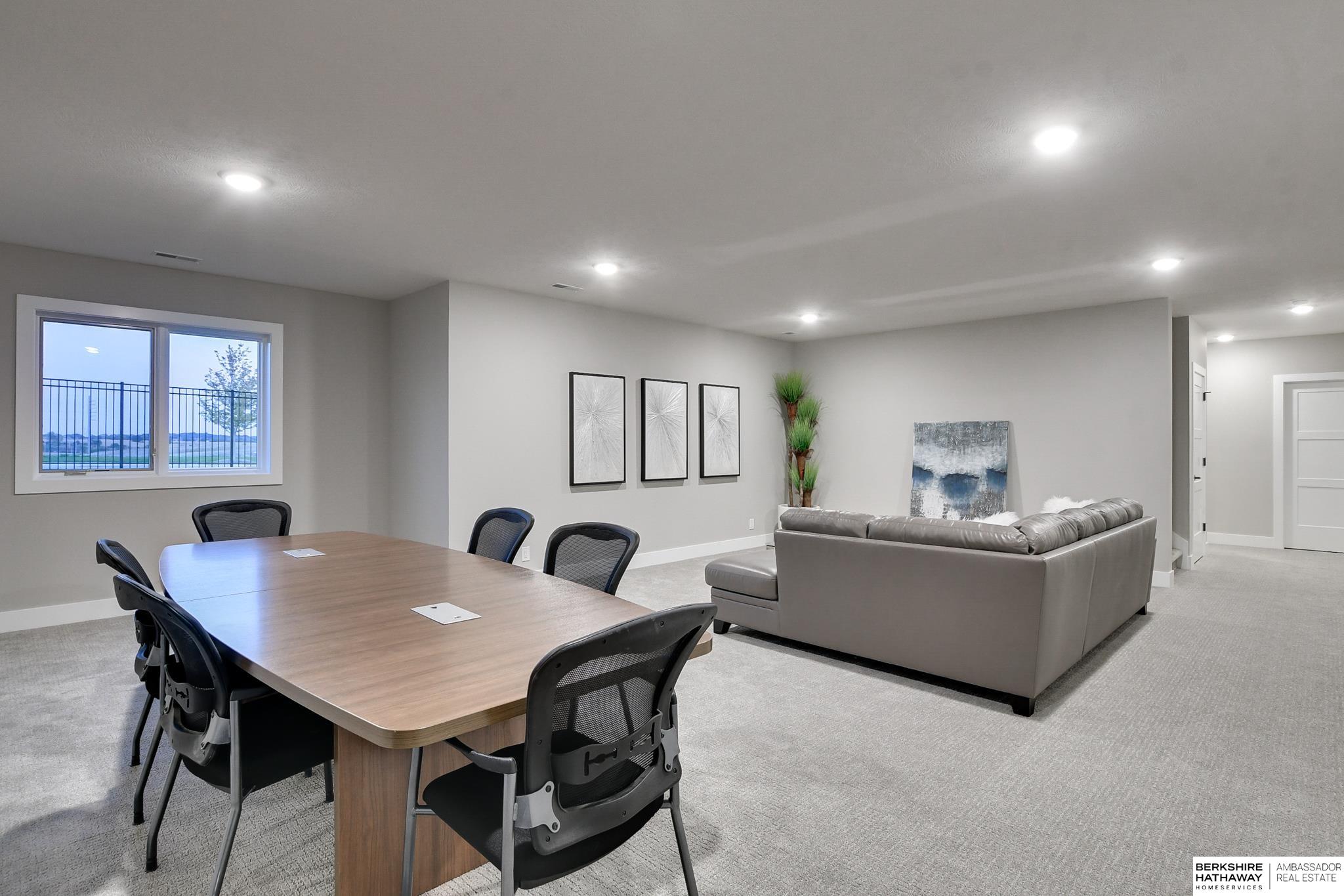 3111 209th Street, Elkhorn, NE, 68022