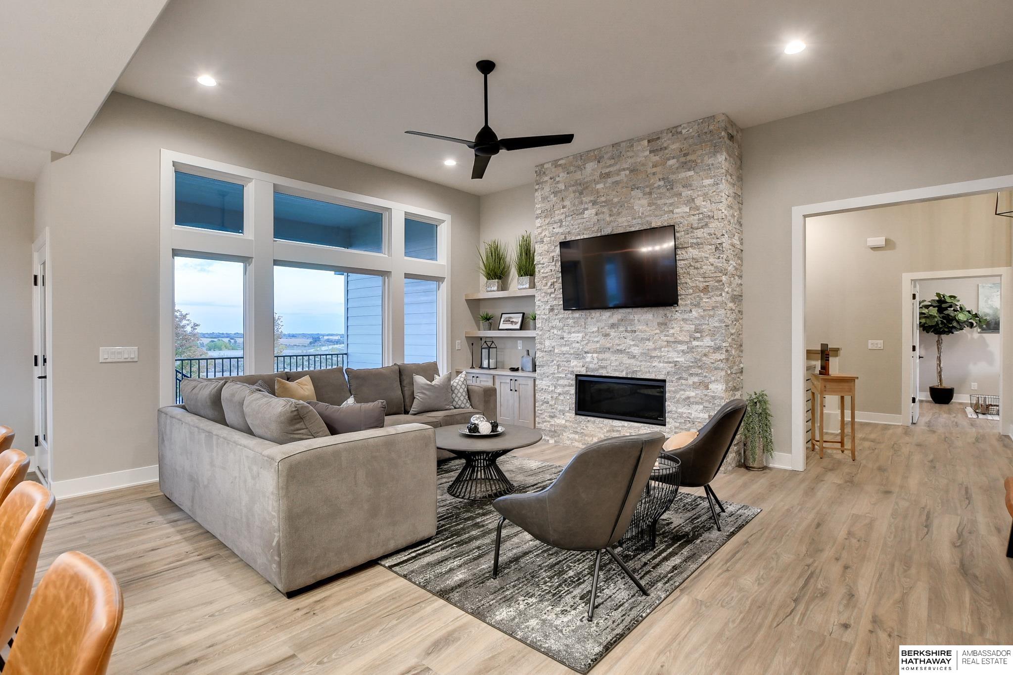 3111 209th Street, Elkhorn, NE, 68022